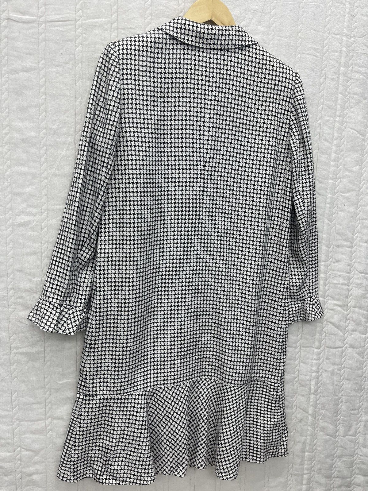 Pierre Cardin STEALS💥PIERRE CARDIN BUTTON MIDI DRESS Size M / US 6-8 / IT 42-44 - 6 Thumbnail