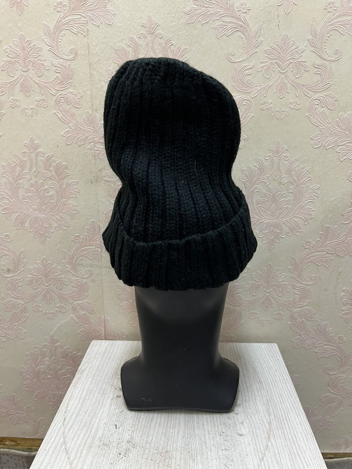 GU × Japanese Brand Japanese Brand GU Crochet Beanie Hats Size ONE SIZE - 5 Thumbnail