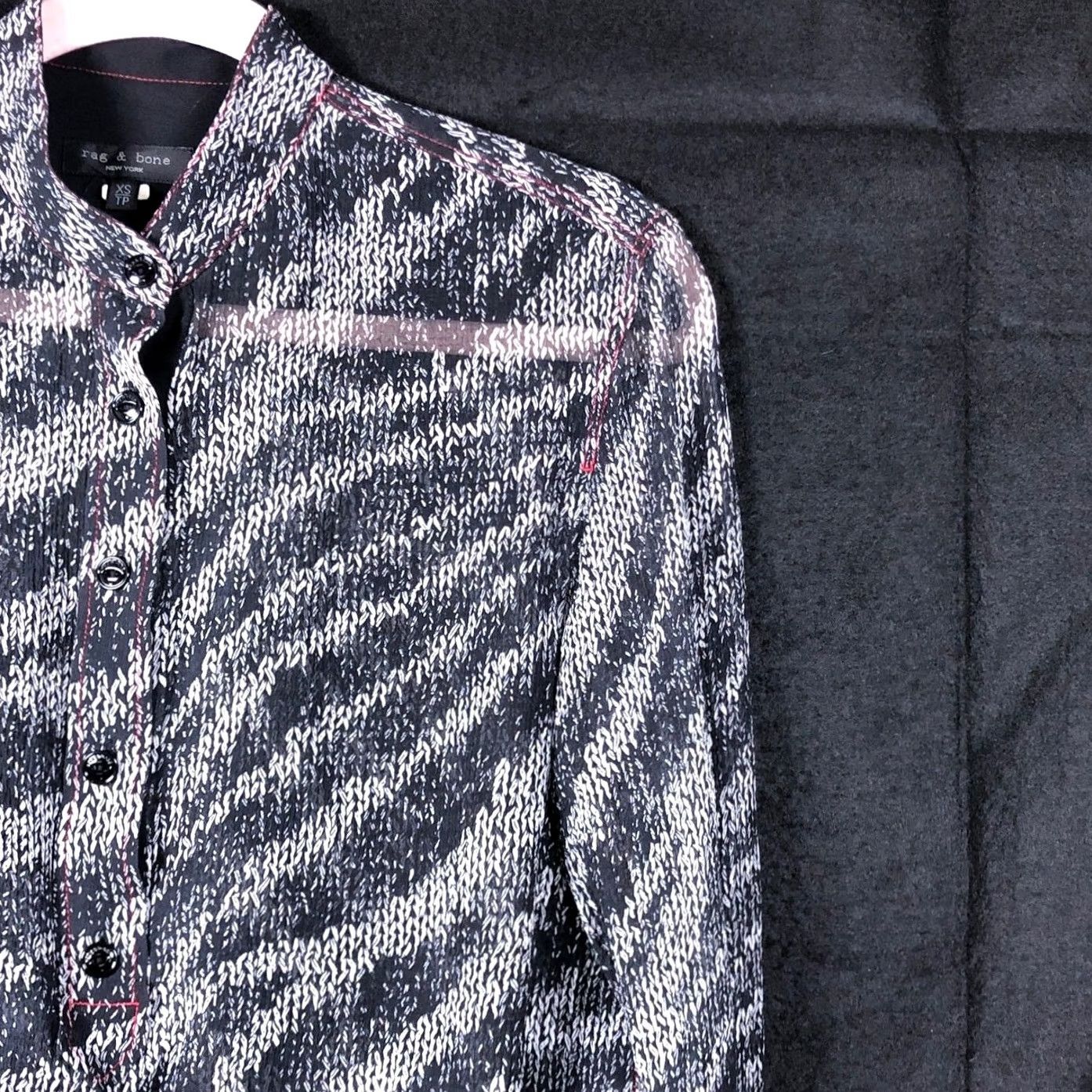 Rag & Bone Rag & Bone Womens Blouse Zebra Print Pullover Henley Maris 100% Silk XS Size XS / US 0-2 / IT 36-38 - 6 Thumbnail