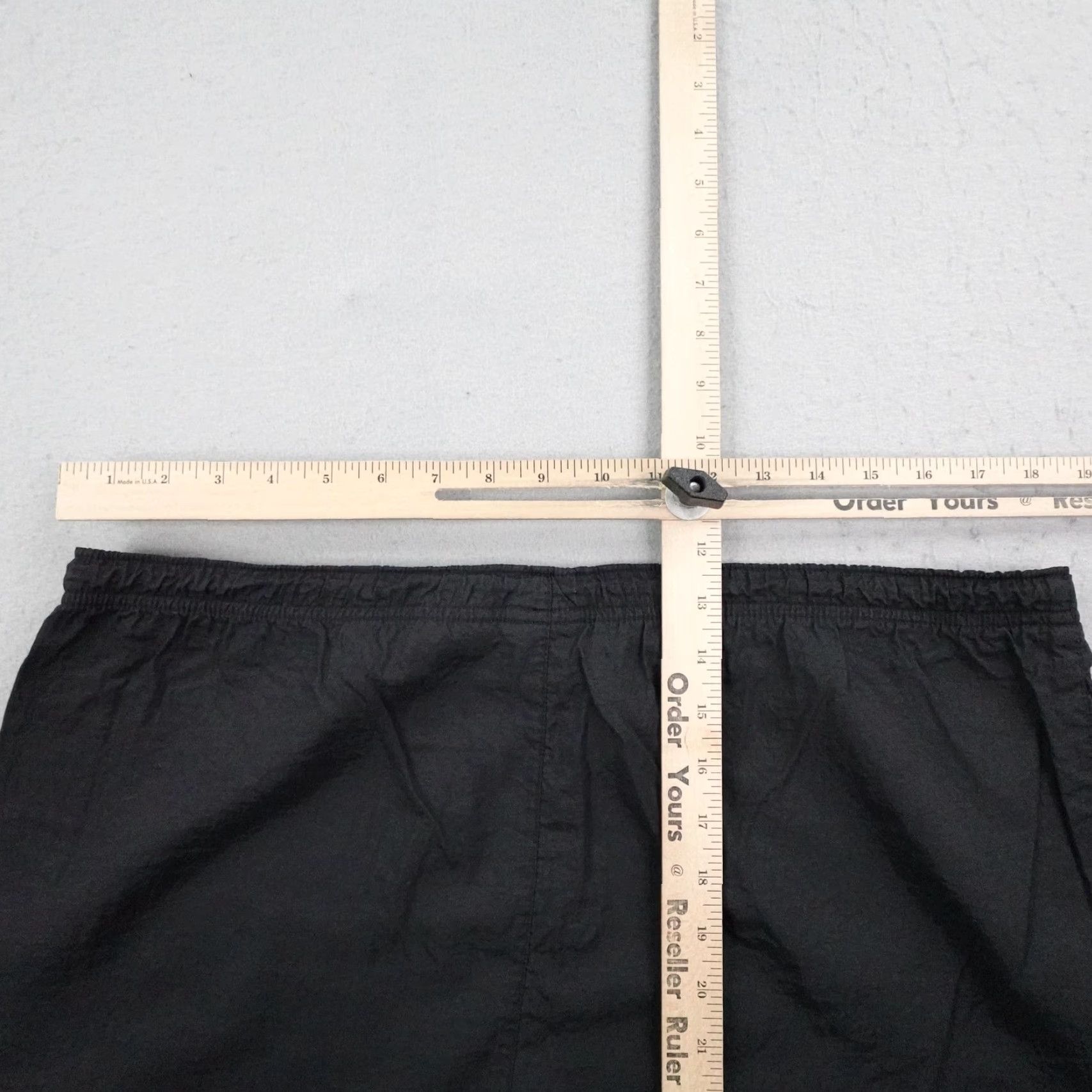 Nike VINTAGE Nike Shorts Womens L Black Windbreaker Athletic Workout Gym Running Size 36" / US 14 / IT 50 - 4 Thumbnail