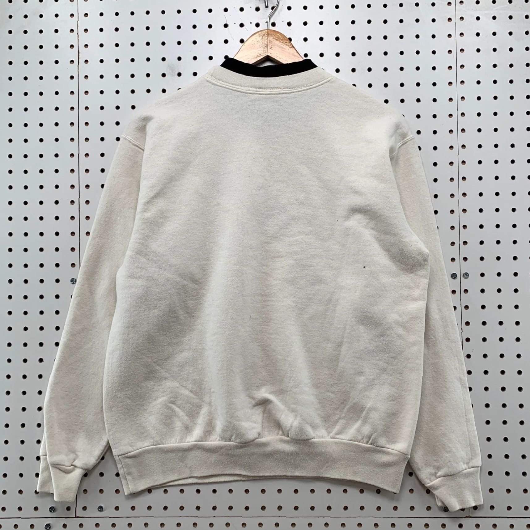 Vintage VINTAGE Morning Sun Sweatshirt Woman Large White Embroidered Top Stitch Bird Crewneck Regular Pullover Size L / US 10 / IT 46 - 2 Thumbnail