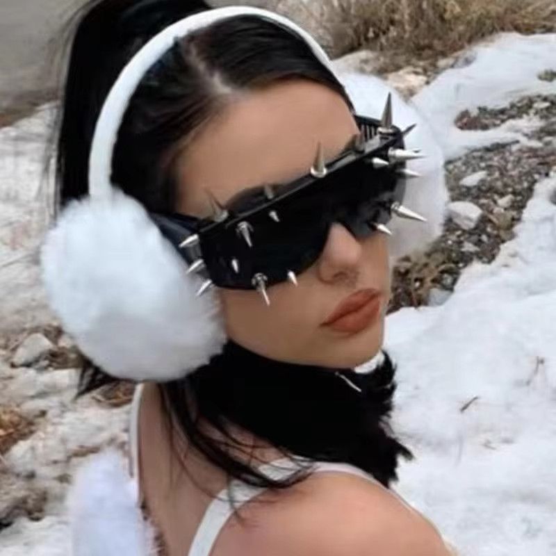 Jewelry Big Frame Nail Rivet Sunglasses Size ONE SIZE - 2 Thumbnail