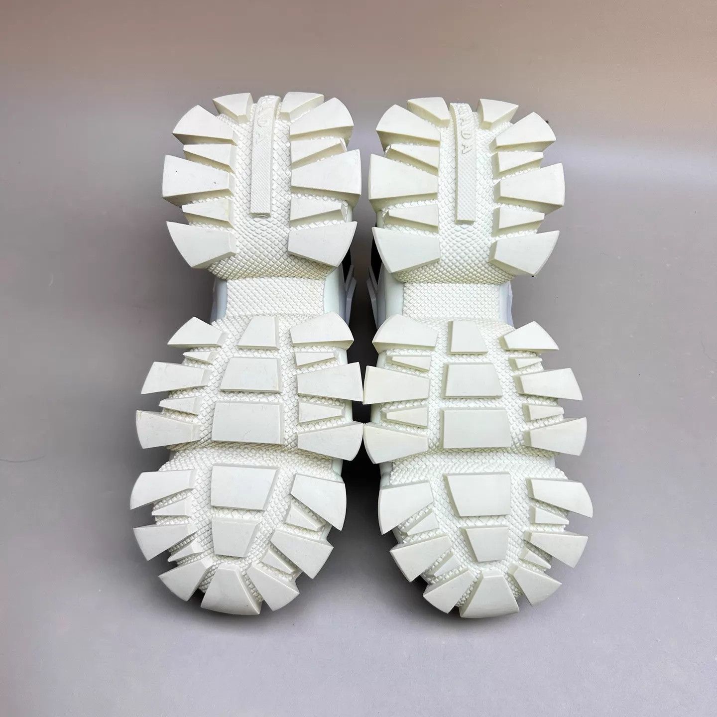 Prada Prada Black & White Platform Gear Shoes 35 95New Size US 4.5 / IT 34.5 - 6 Thumbnail
