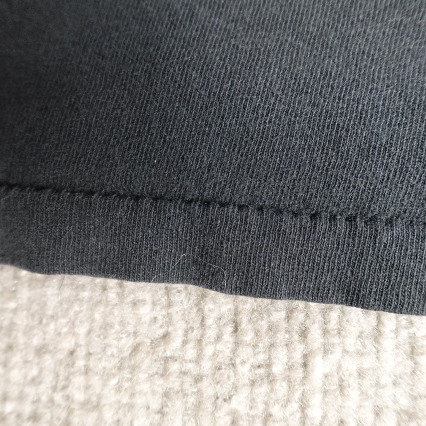 Vintage VINTAGE American Vintage The Jim Rose Shirt M Black Cotton T-Shirt Mens 1990s Short Sleeve Crew Neck Built-In Hole Wear Size US M / EU 48-50 / 2 - 7 Thumbnail