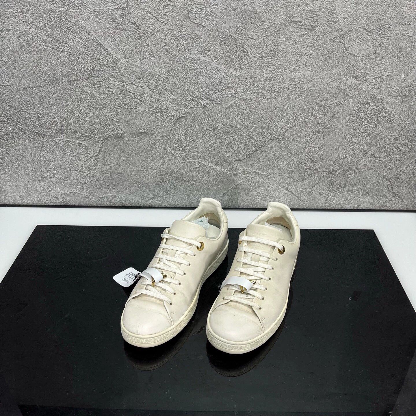 Louis Vuitton LV metallic buckle white sneakers EUR 36 95 New Size US 5 / IT 35 - 1 Thumbnail