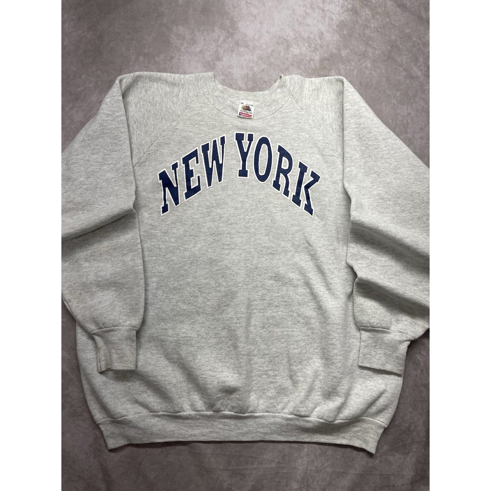 Fruit Of The Loom Vtg 90s Fruit of the Loom XL (Med) New York Sweatshirt Made Size US XL / EU 56 / 4 - 1 Thumbnail