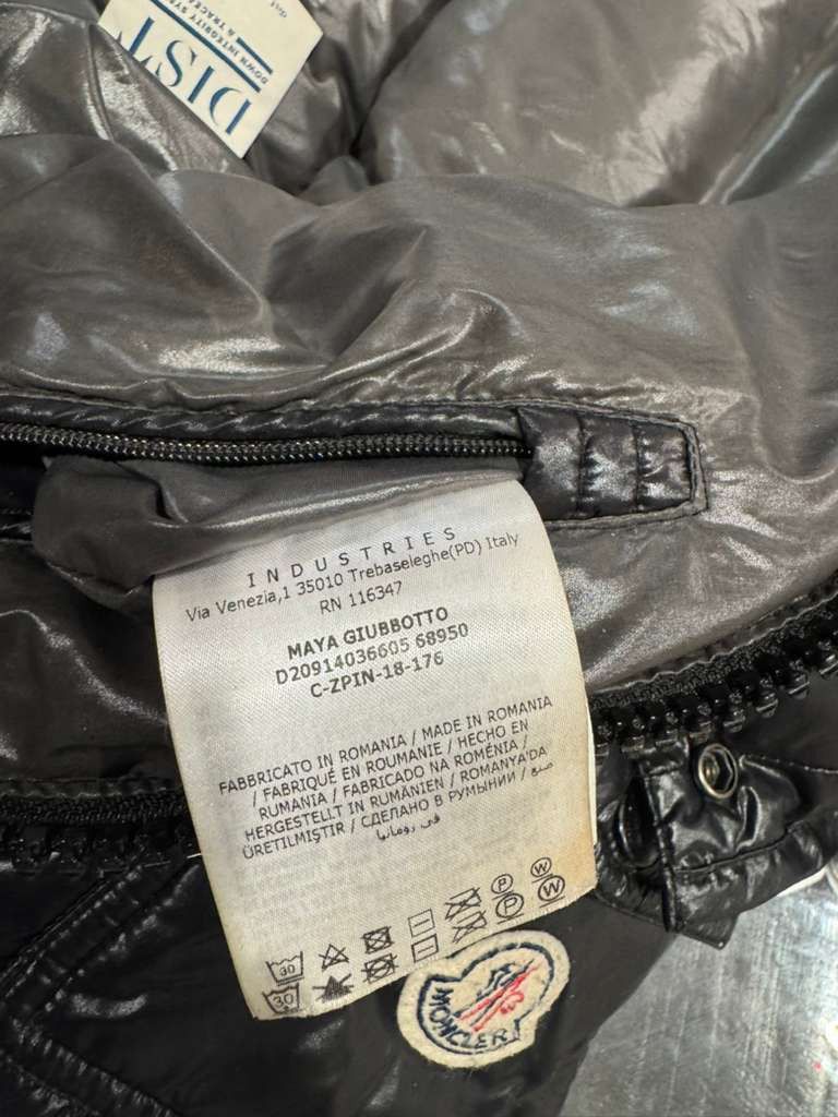 Moncler Moncler Maya Jacket Size US S / EU 44-46 / 1 - 21 Thumbnail