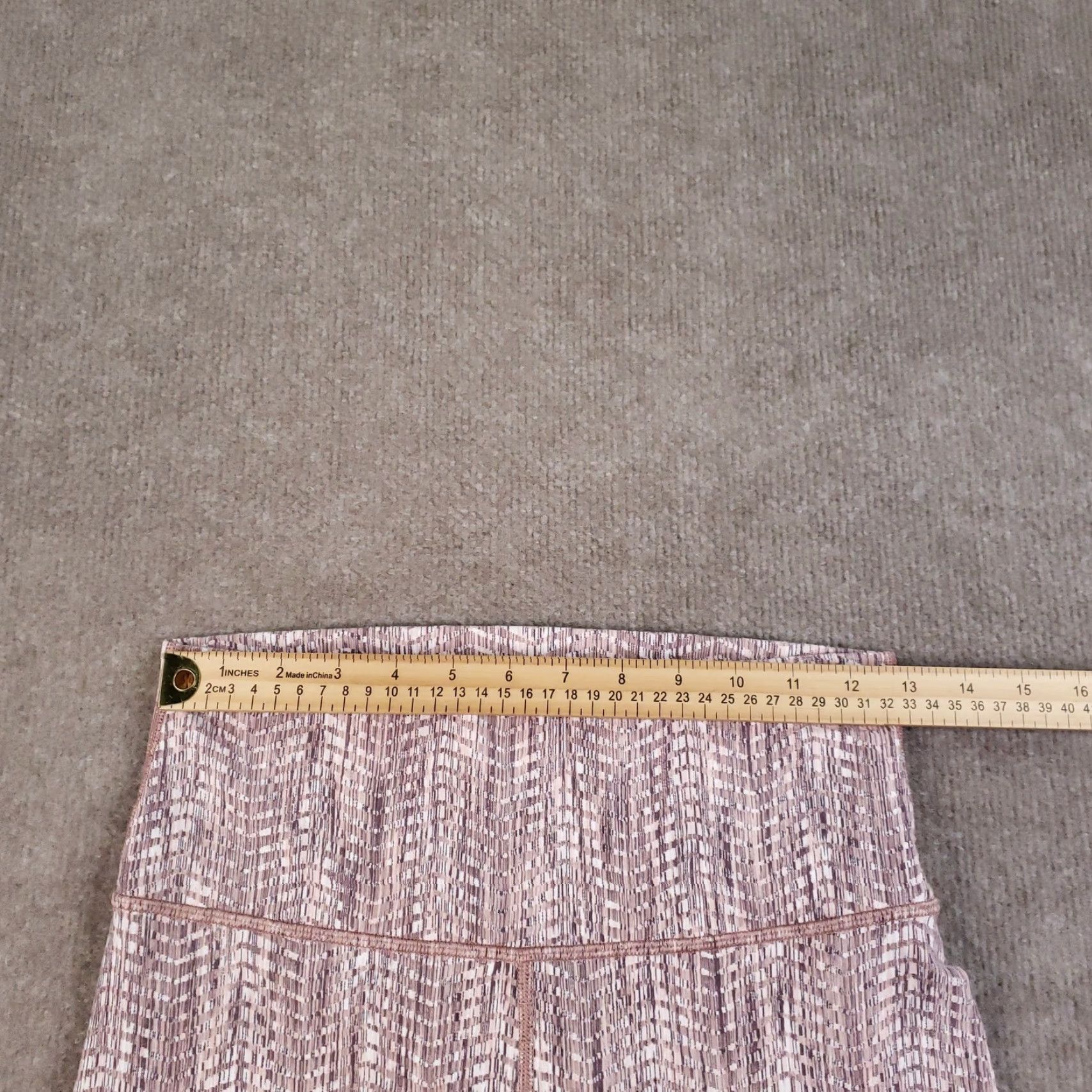 Lululemon VINTAGE Lululemon Leggings Womens 8 High Rise Yoga Gym Stretch Ankle Geometric Pink Athleisure Size 30" / US 8 / IT 44 - 4 Thumbnail