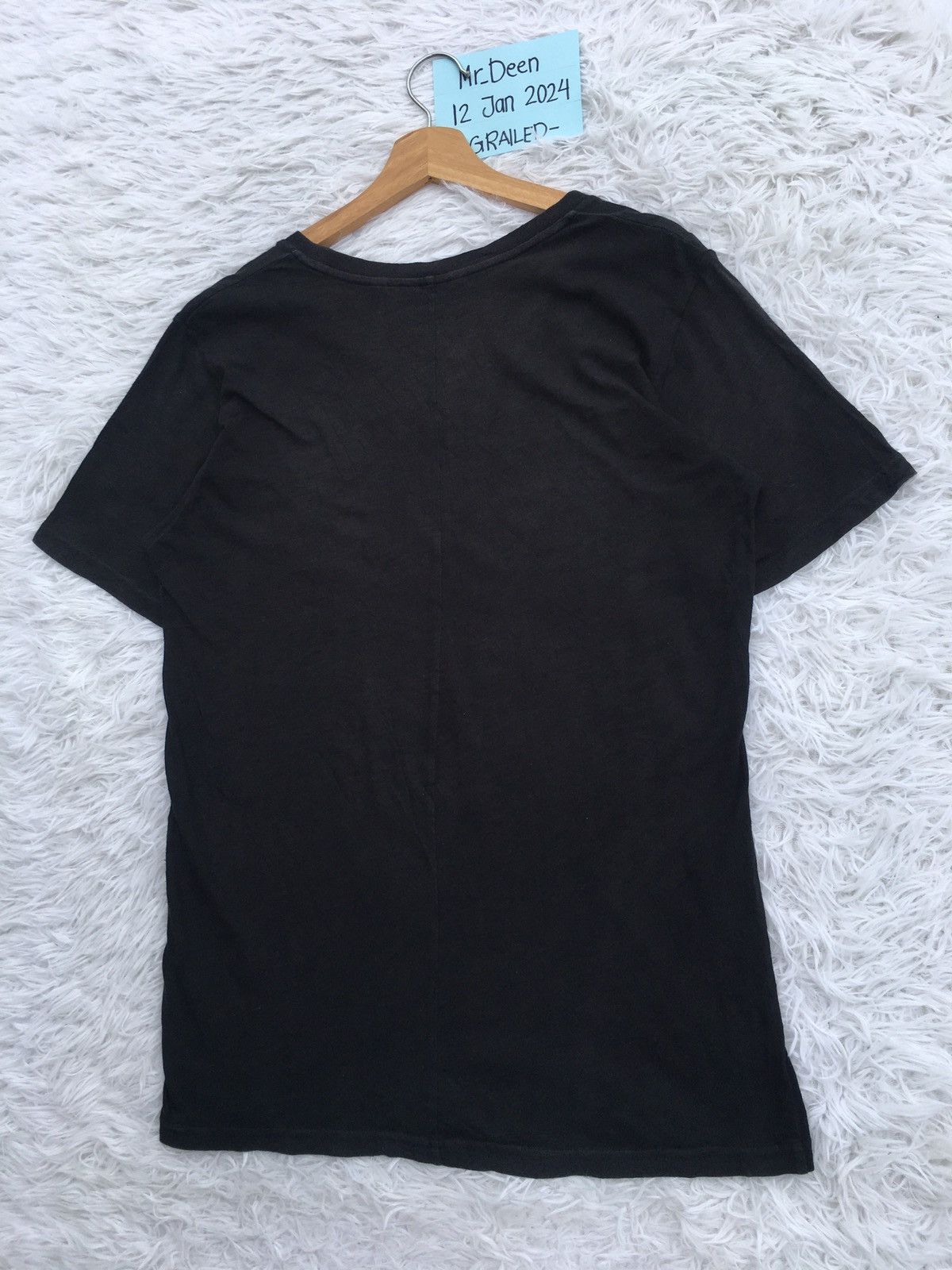 Undercover × Uniqlo Uniqlo Undercover Television Crew NEU! Tshirt Size US L / EU 52-54 / 3 - 18 Thumbnail