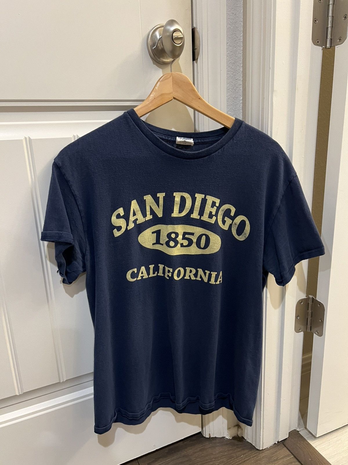 Other Men’s Navy Blue and Beige San Diego 1850 California T-Shirt Size US M / EU 48-50 / 2 - 2 Thumbnail