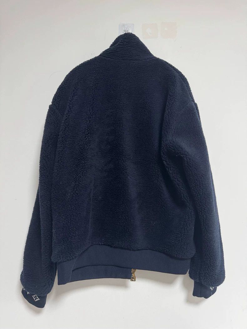 Louis Vuitton Louis Vuitton Dark blue teddy fleece jacket Size US XL / EU 56 / 4 - 2 Thumbnail