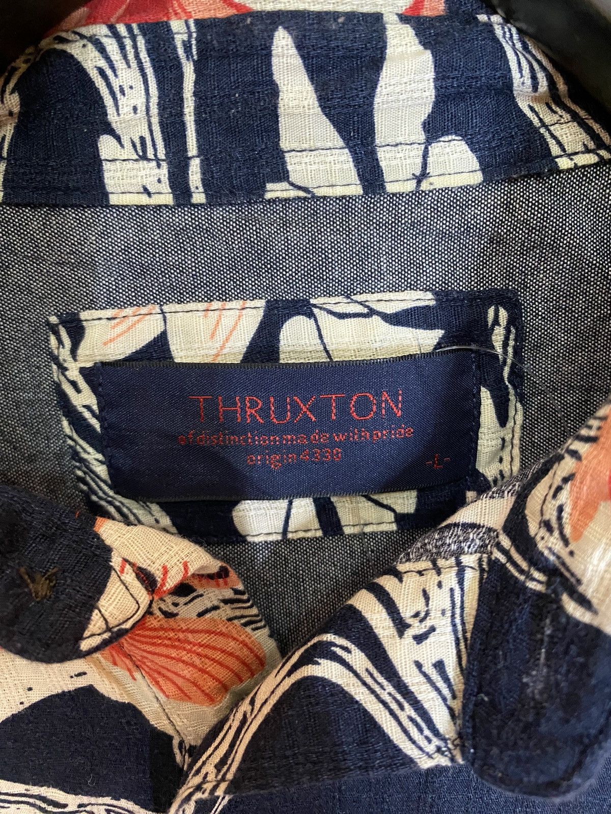 Designer × Japanese Brand × Vintage 🔥Japanase brand shirt button ups fullprinted fish nicedesign Size US L / EU 52-54 / 3 - 4 Thumbnail