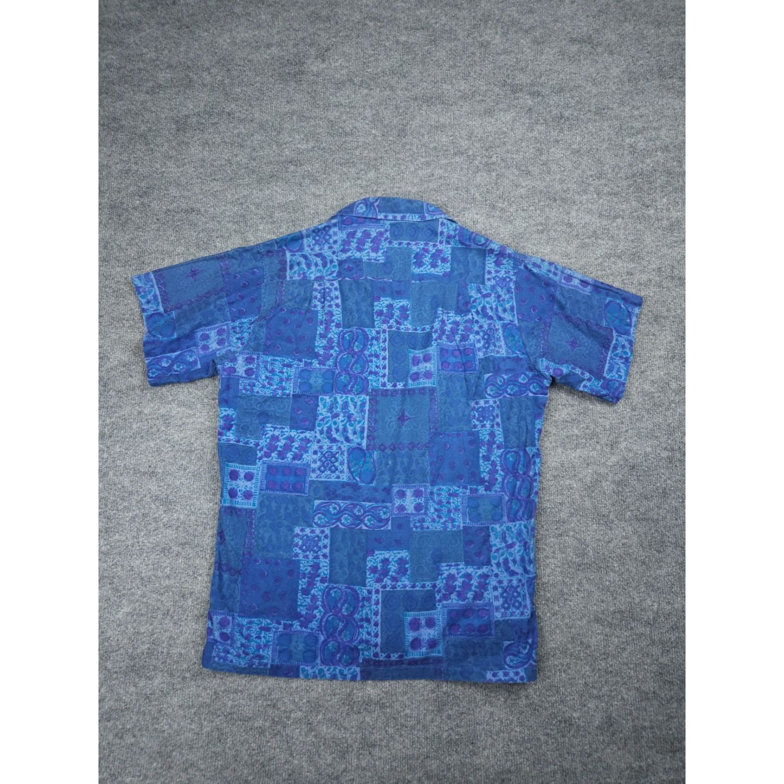 Hilo Hattie VINTAGE Kahana Hawaiian Shirt Men's Large (44" Chest) Blue Purple Abstract WOW Hilo Hattie Button-Up Shirt Men’s Classic 44 in Chest Size US L / EU 52-54 / 3 - 4 Thumbnail