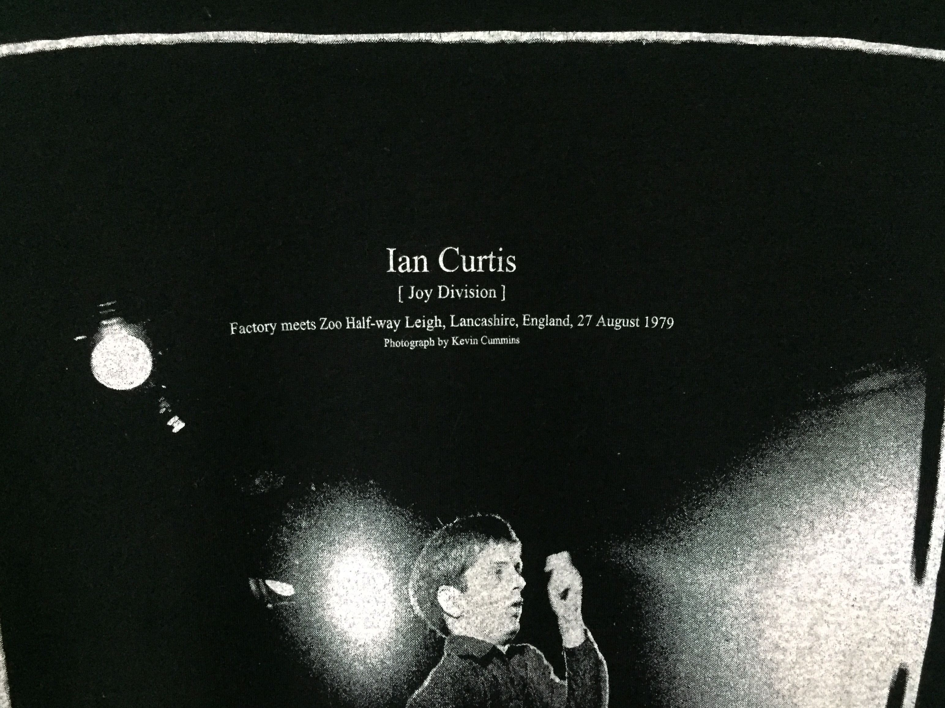 Band Tees JOY DIVISION IAN CURTIS PHOTO TEE ROCK BAND TSHIRT Size US M / EU 48-50 / 2 - 4 Thumbnail