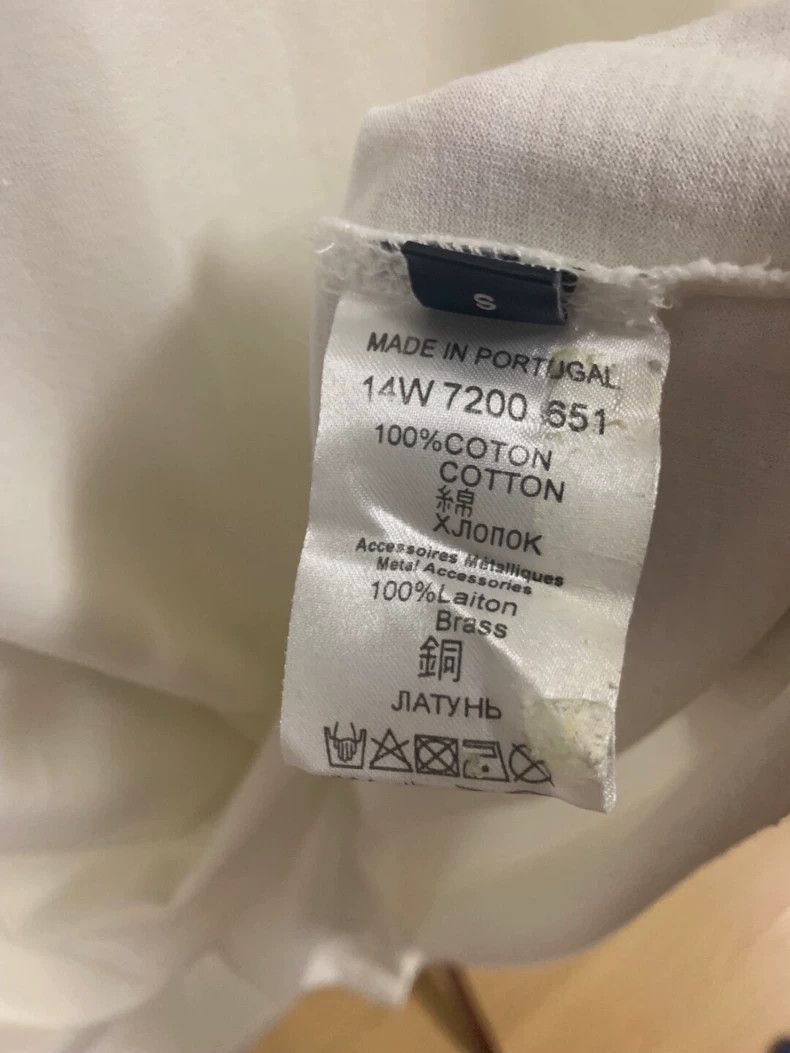 Givenchy Givenchy GVC Short-sleeved Shirt with Metal 17 Element 2506 Size US S / EU 44-46 / 1 - 6 Thumbnail