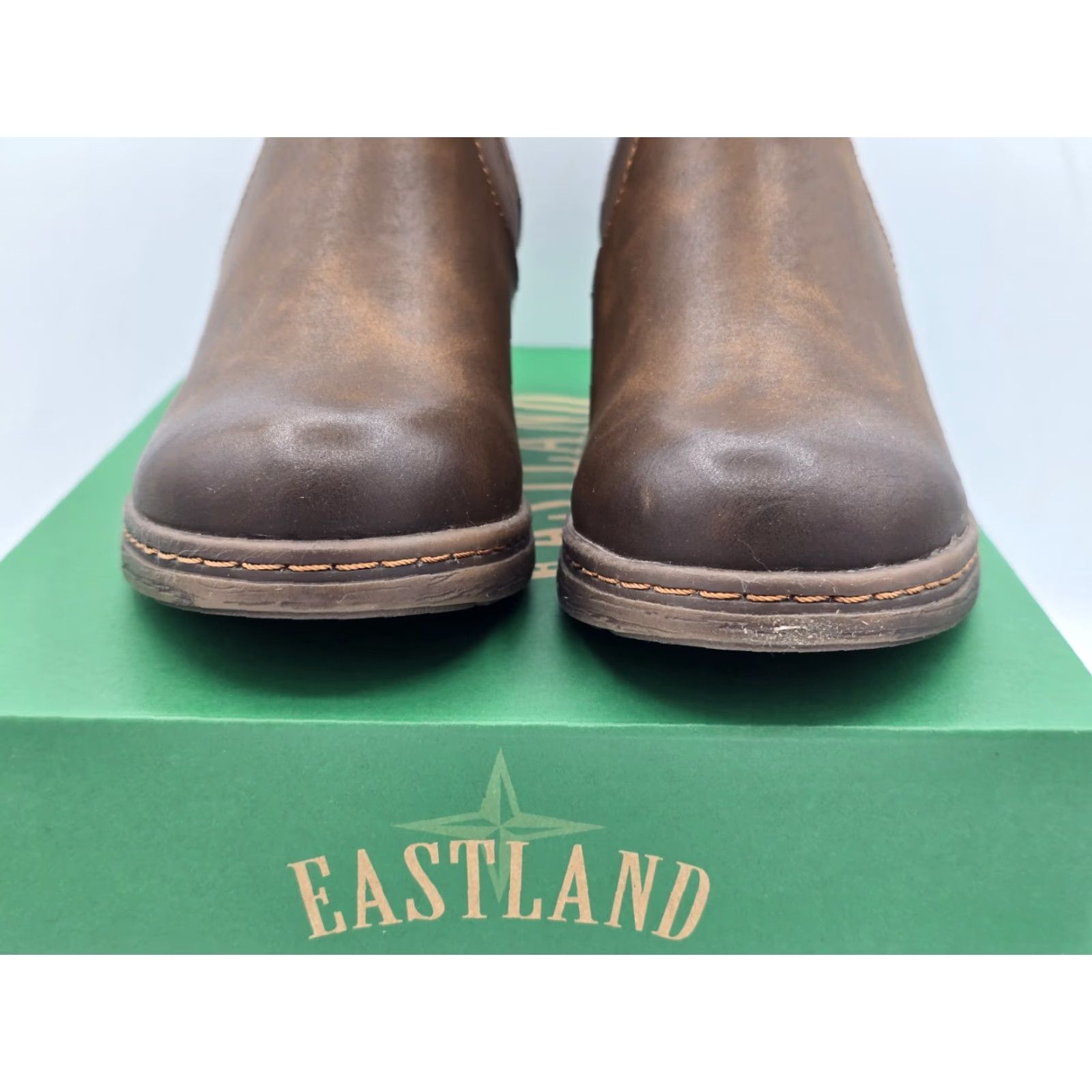 Eastland Eastland Women’s Heidi Bomber Bootie - Brown Leather Boot 2386-17M Sz 6 M, Shoes, Boots, Casual Women’s Size US 6 / IT 36 - 3 Thumbnail