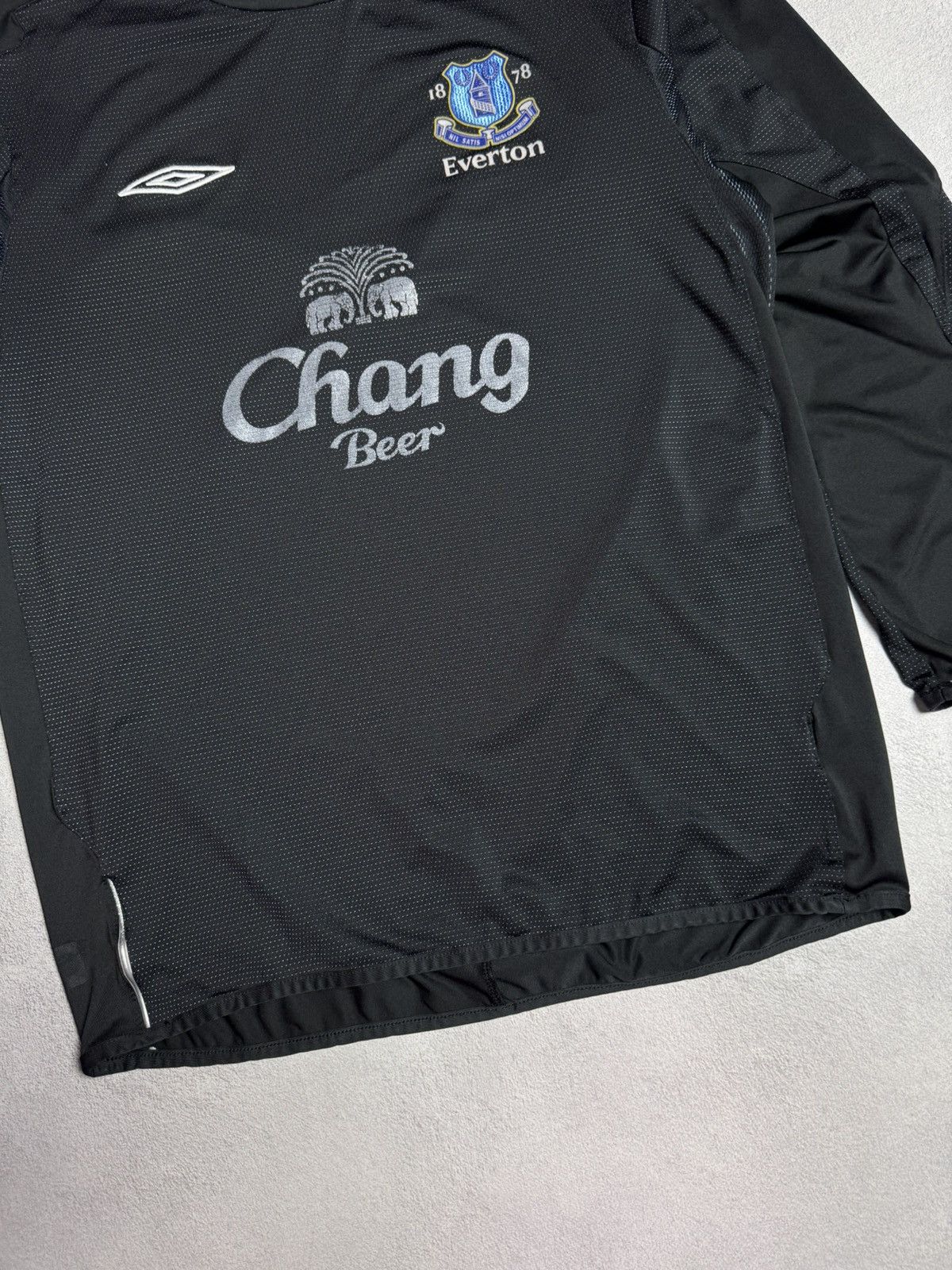 Umbro Everton 2004 2005 Goalkeeper Shirt Soccer Jersey Umbro Size US L / EU 52-54 / 3 - 4 Thumbnail