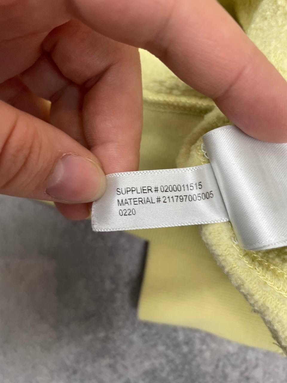 Polo Ralph Lauren Polo Ralph Lauren Men Vintage Sweatshirt Yellow Size XL Size US XL / EU 56 / 4 - 7 Thumbnail