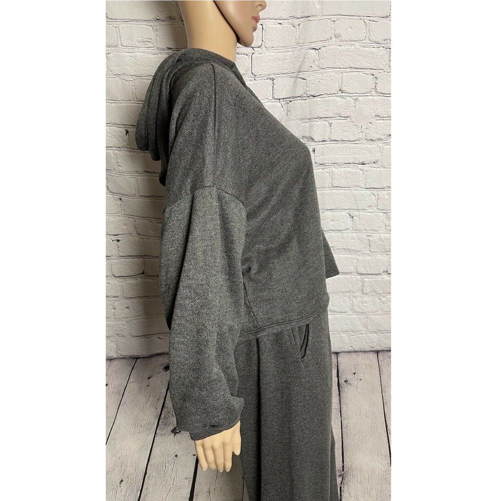 Free People NWT New $68 Free People Movement Hoodie Grey Size L Size L / US 10 / IT 46 - 5 Thumbnail