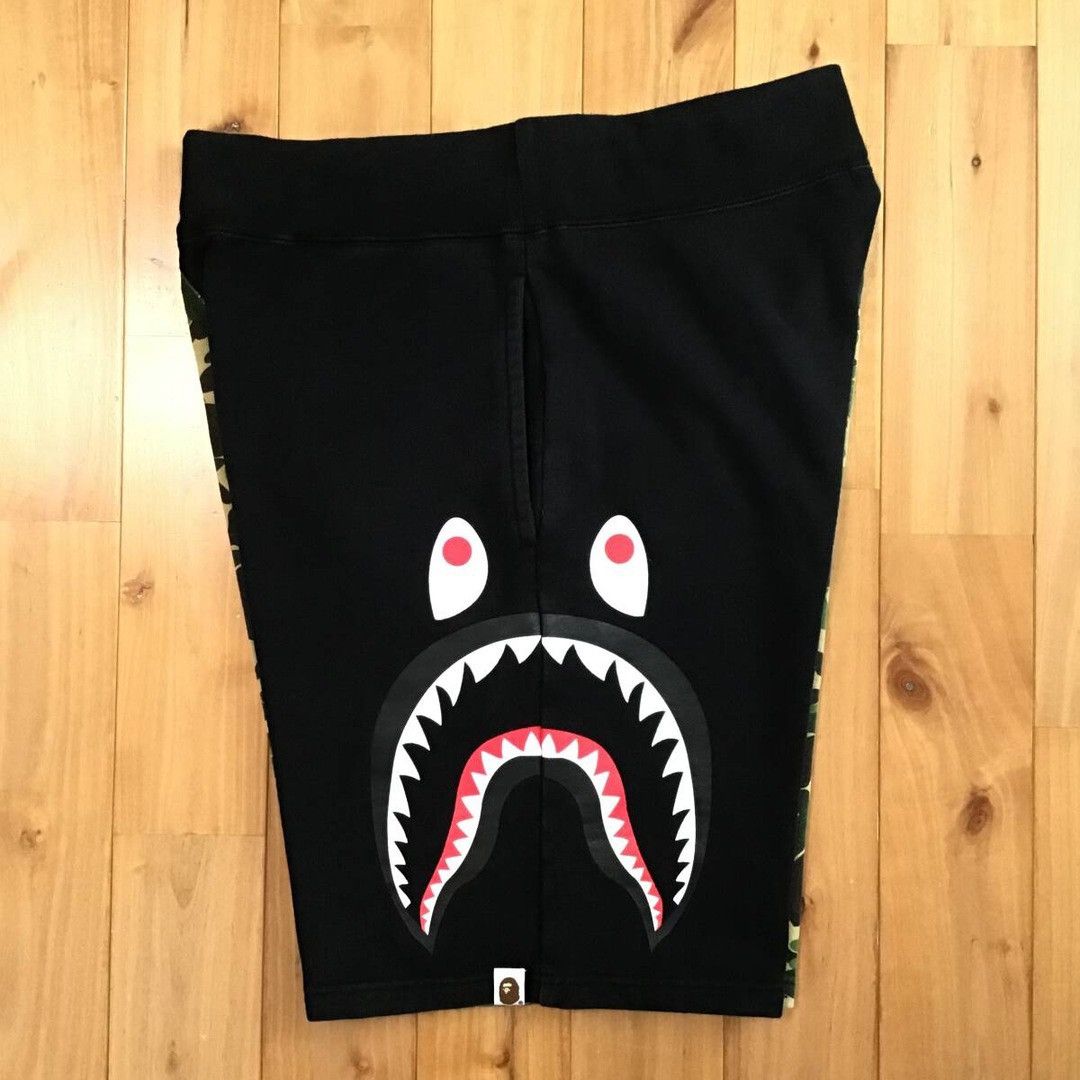 Bape BAPE Side Shark sweat shorts ABC camo green APE ★size L Size US 34 / EU 50 - 4 Thumbnail