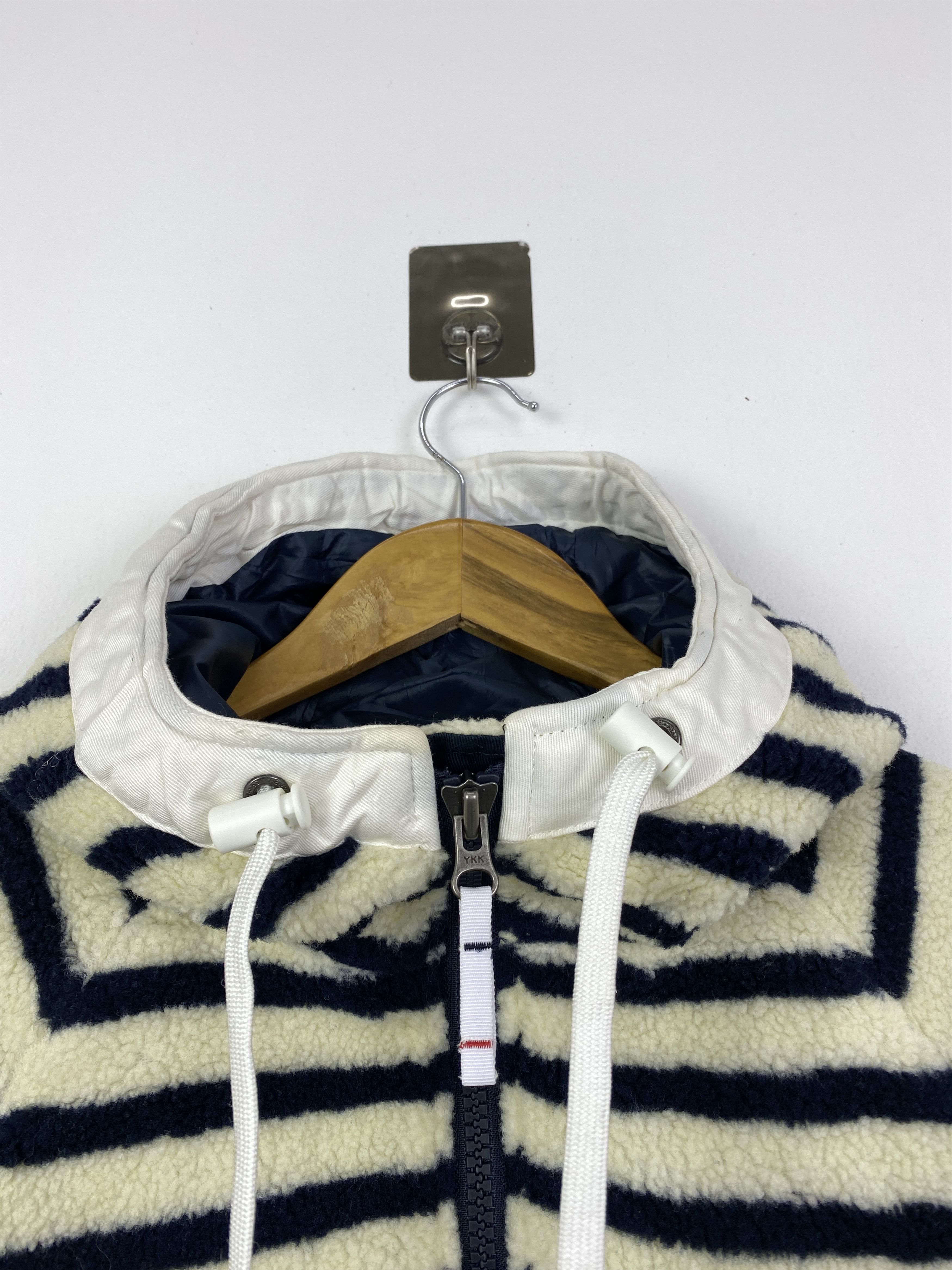 Helly Hansen Vintage Helly Hansen Nautical Stripe Parka Jacket JA0237 Size US L / EU 52-54 / 3 - 9 Thumbnail