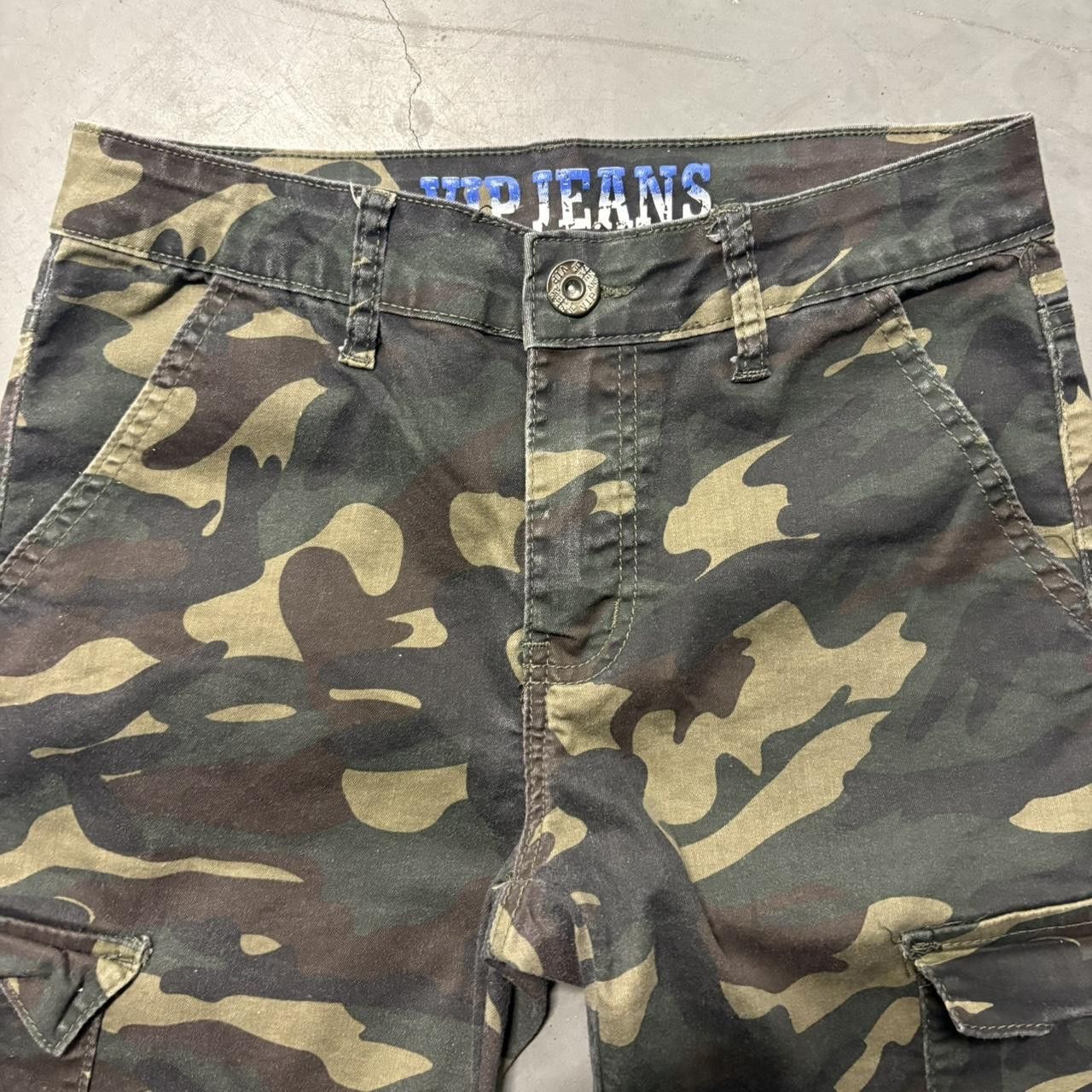 Other Vintage Y2K/2000s Baggy Camo Skater Style VIP JEANS Streetwear Style Camo Cargo Pants! Size US 28 / EU 44 - 2 Thumbnail