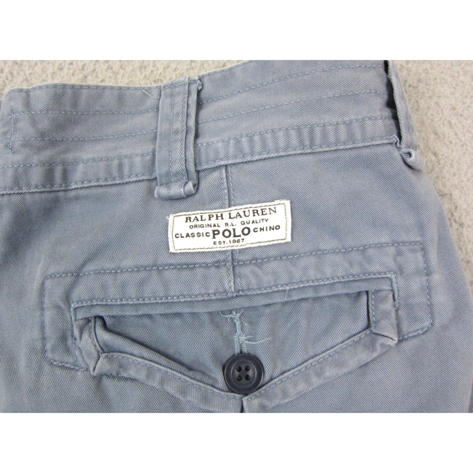 Polo Ralph Lauren VINTAGE Polo Ralph Lauren Shorts Cargo Mens 35 Blue 90s Chino Cotton Baggy Cargo Pocket Mid Rise Adjustable Zip/Buttons Regular Mens Size US 35 - 7 Thumbnail