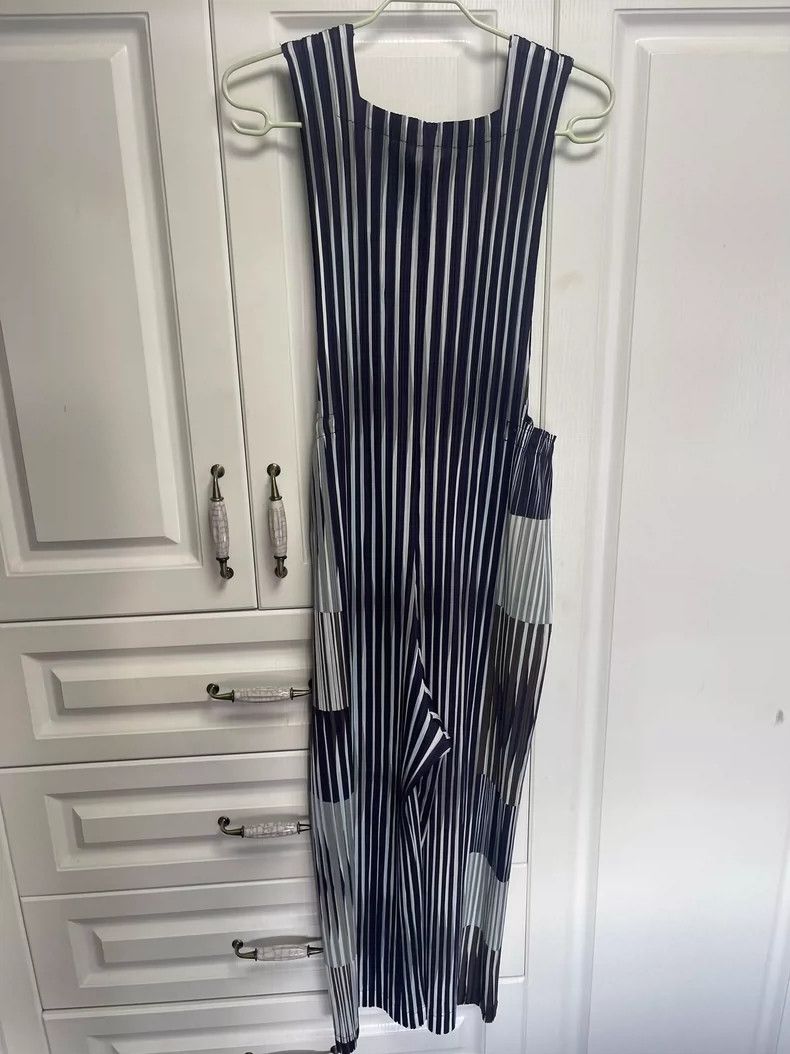 Issey Miyake Issey Miyake Black and white striped strappy dress Size M / US 6-8 / IT 42-44 - 2 Thumbnail