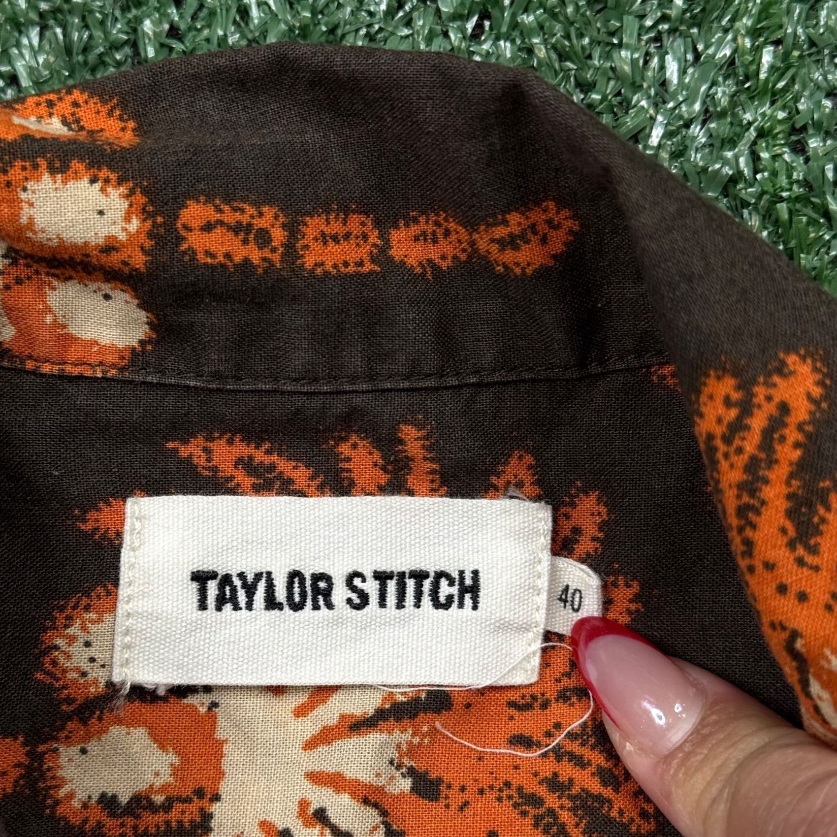 Taylor Stitch Taylor Stitch Hawthorne Mirage Palm Linen Short Sleeve Button Up Men’s 40 Orange Geometric Multicolor 40s Button-Up Collared Casual Size US 40 / EU 56 - 2 Thumbnail