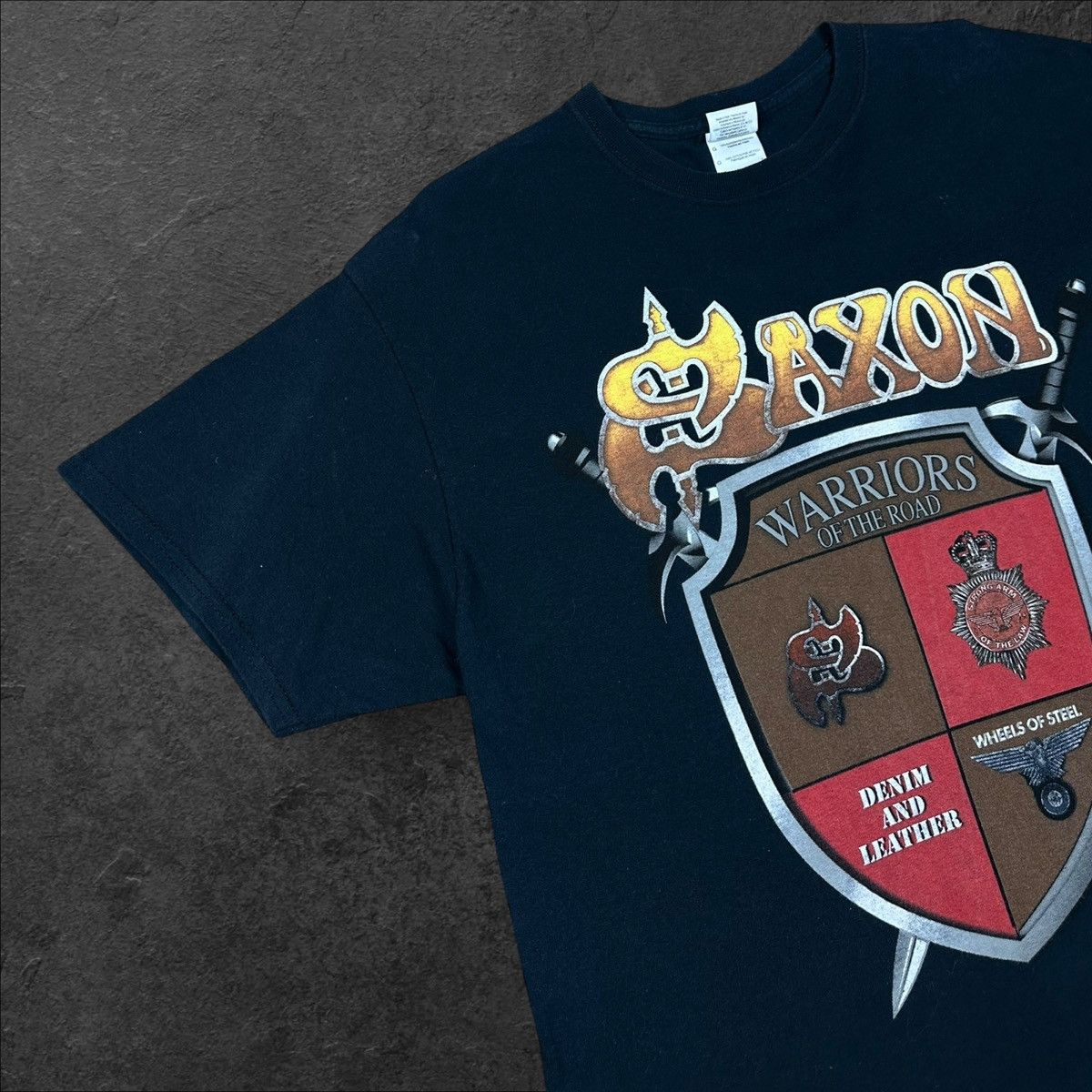 Band Tees × Vintage Saxon Warriors Of The Road 35th Anniversary World Tour 2014 Size US L / EU 52-54 / 3 - 4 Thumbnail