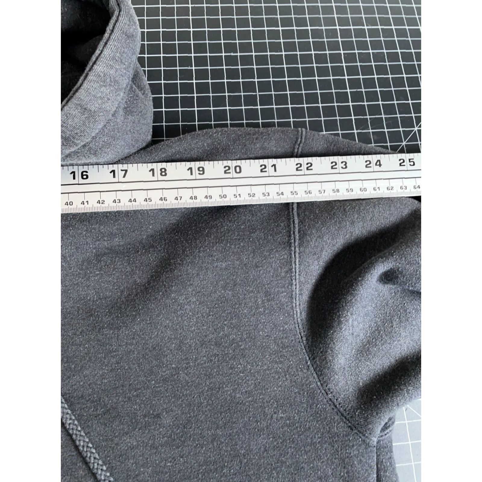 Vintage VINTAGE SPY Optic Hoodie Men L Gray Heavyweight USA Made 90s Surf Graphic Print Pockets Size US L / EU 52-54 / 3 - 7 Thumbnail