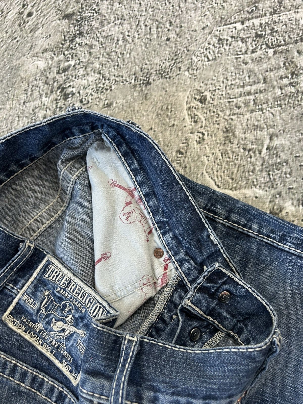 True Religion True Religion blue jeans white thick stitching Y2K Size US 28 / EU 44 - 11 Thumbnail