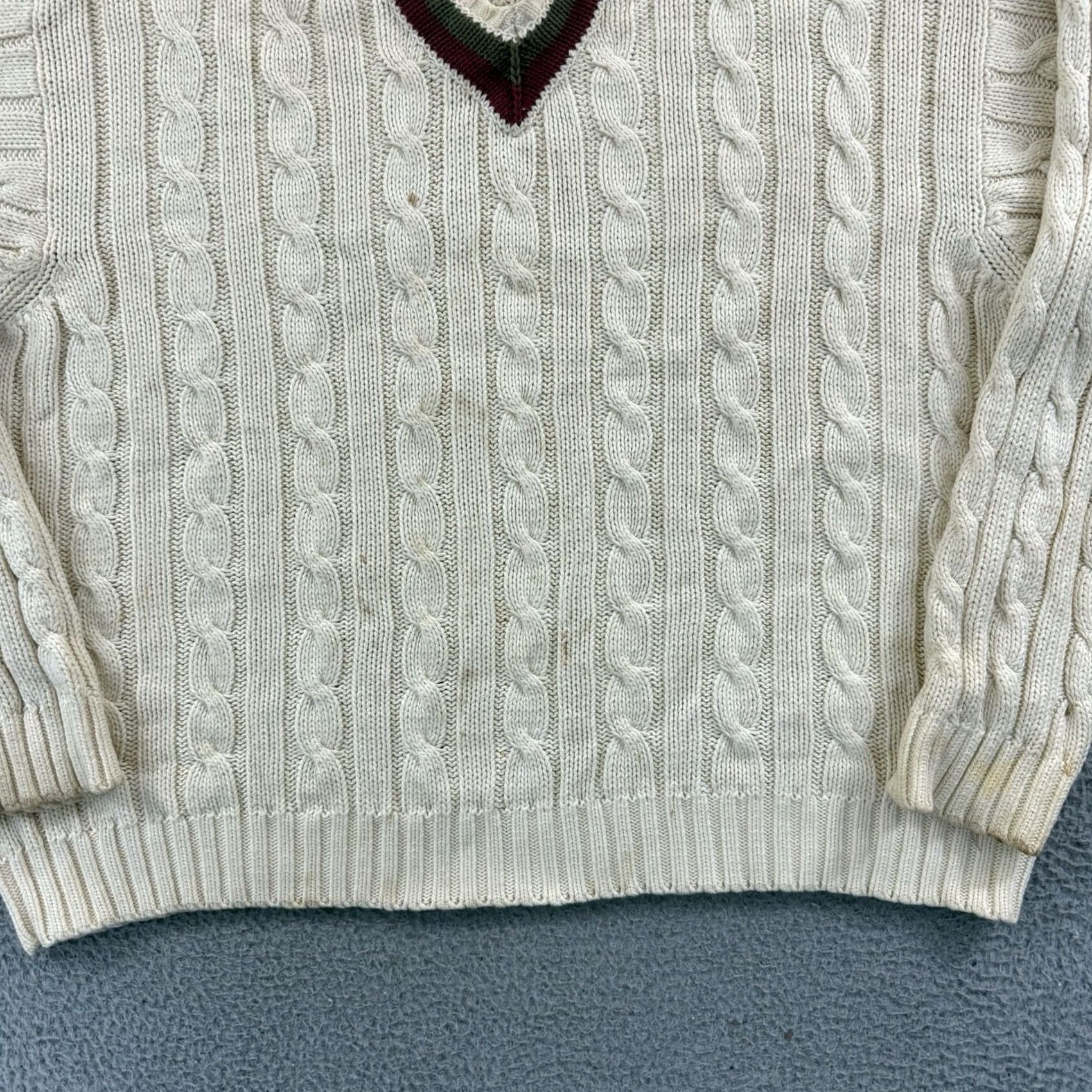 Gap VINTAGE Gap Sweater Mens 2XL Ivory Cable Knit V Neck Tennis Cricket 90s Y2K Size US XXL / EU 58 / 5 - 2 Thumbnail