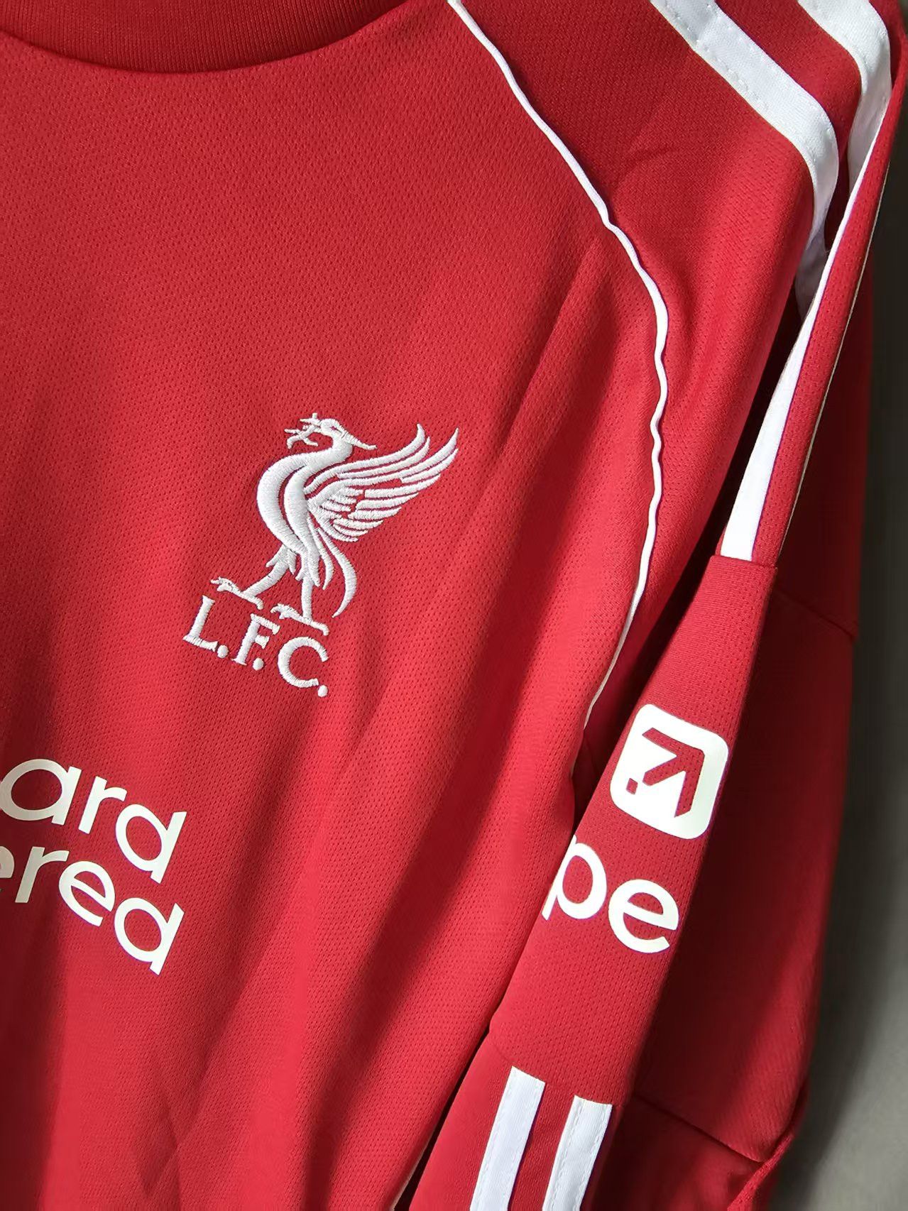 Other 2025 26 Liverpool 11 Mohamed Salah Jersey Home Longsleeve Size US M / EU 48-50 / 2 - 3 Thumbnail