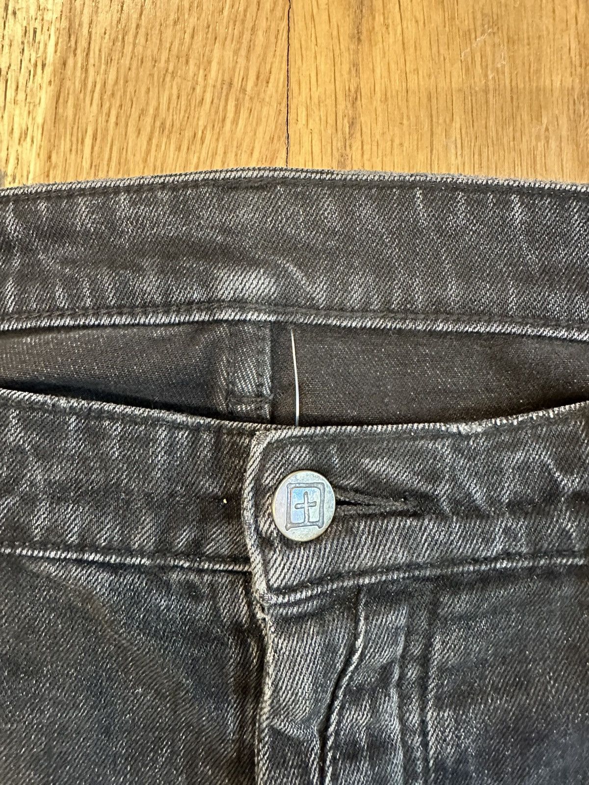 Ksubi Ksubi Knee Patch Black Denim Jeans Size 33 Size US 33 - 3 Thumbnail