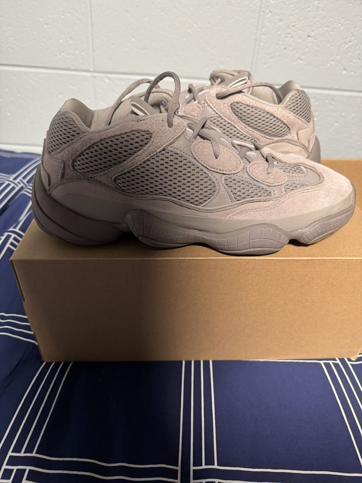 Adidas Yeezy 500 Ash Grey Size US 11.5 / EU 44-45 - 1 Thumbnail