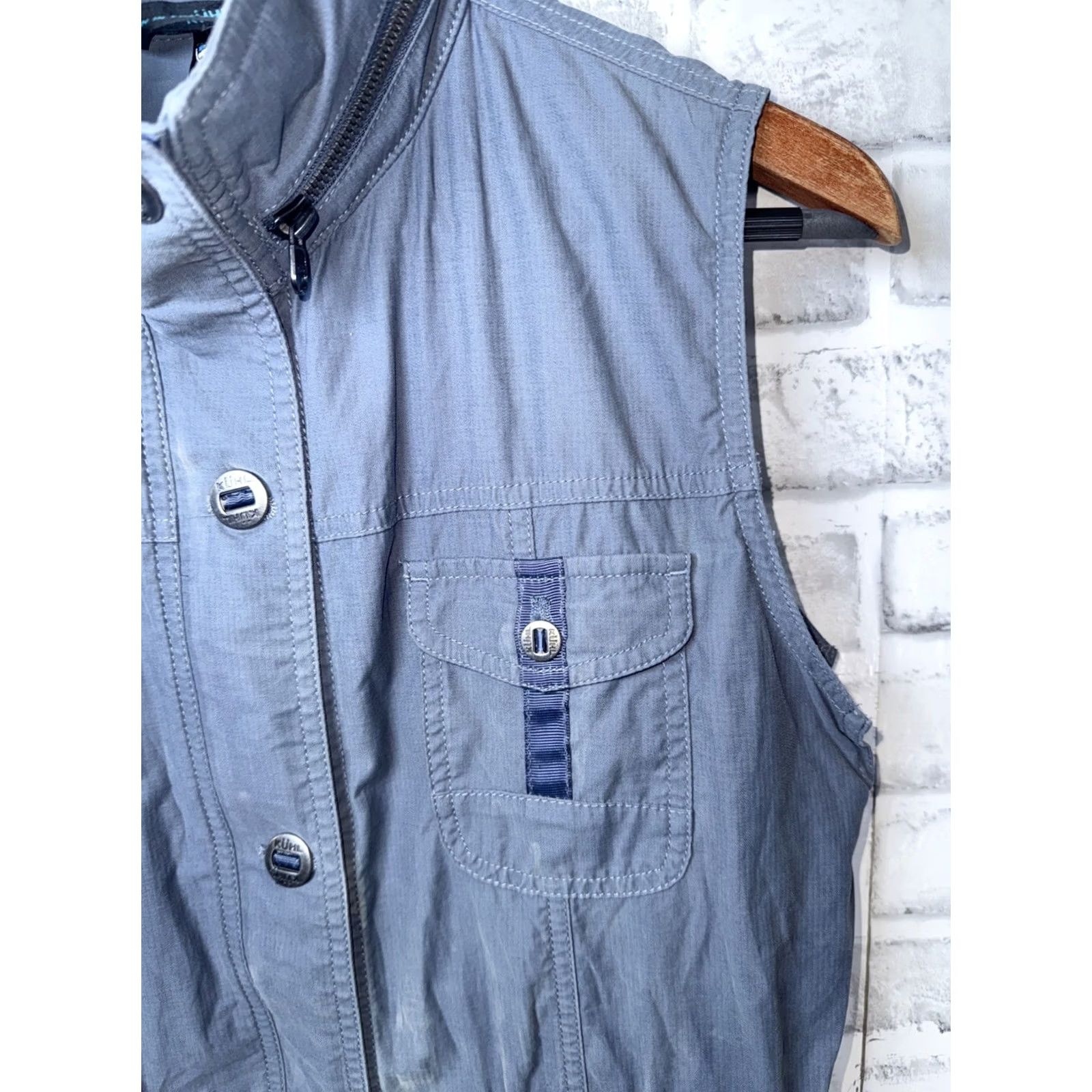 Vintage Kuhl Vest Womens Small Gray Rekon Full Zip Tactical Utility Hooded Vest (90s Outdoor) Womens, Vest, Gray, Small Size S / US 4 / IT 40 - 3 Thumbnail