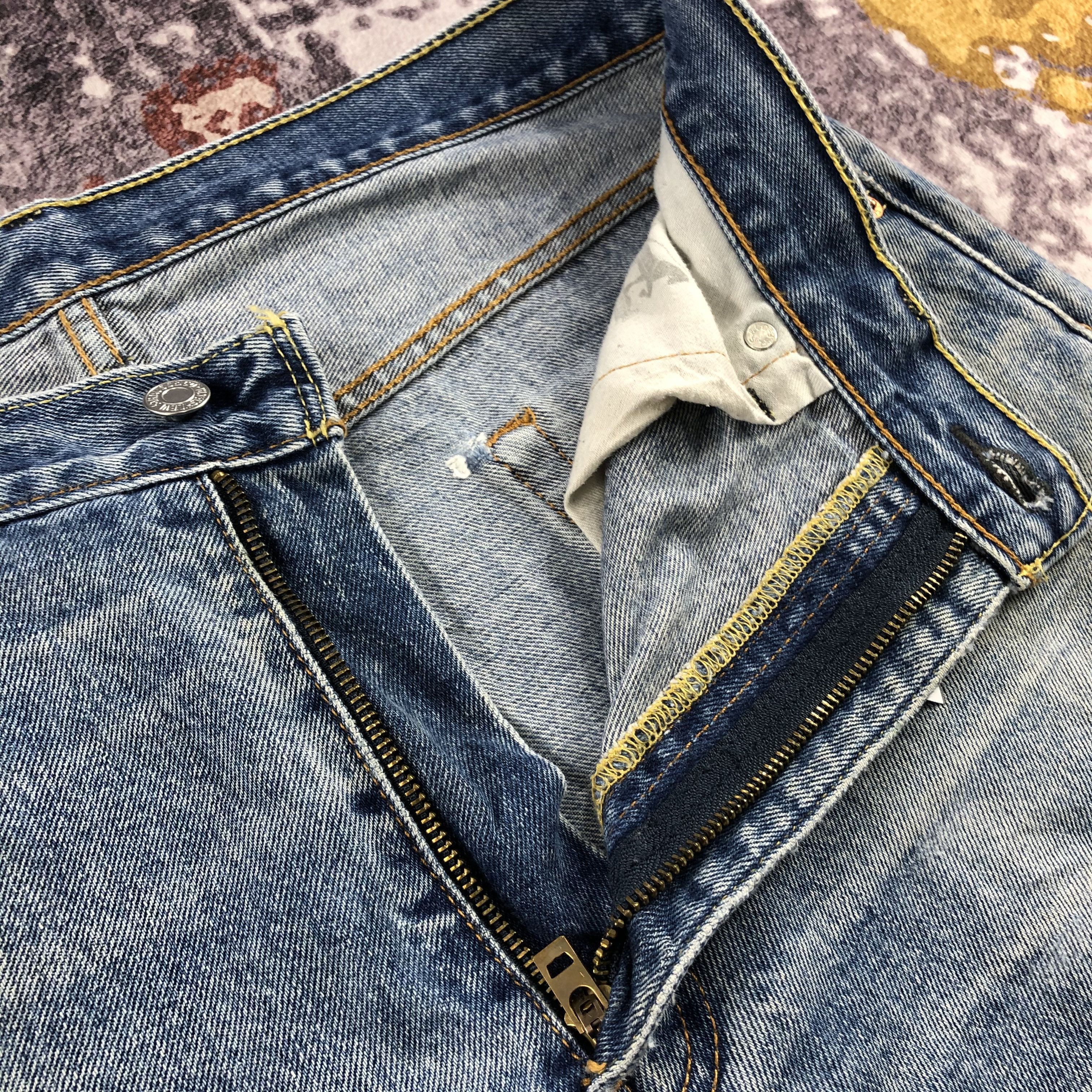 Levi's × Vintage Vintage Blue Wash Levis 550 Jeans-JM2488 Size US 35 - 13 Thumbnail
