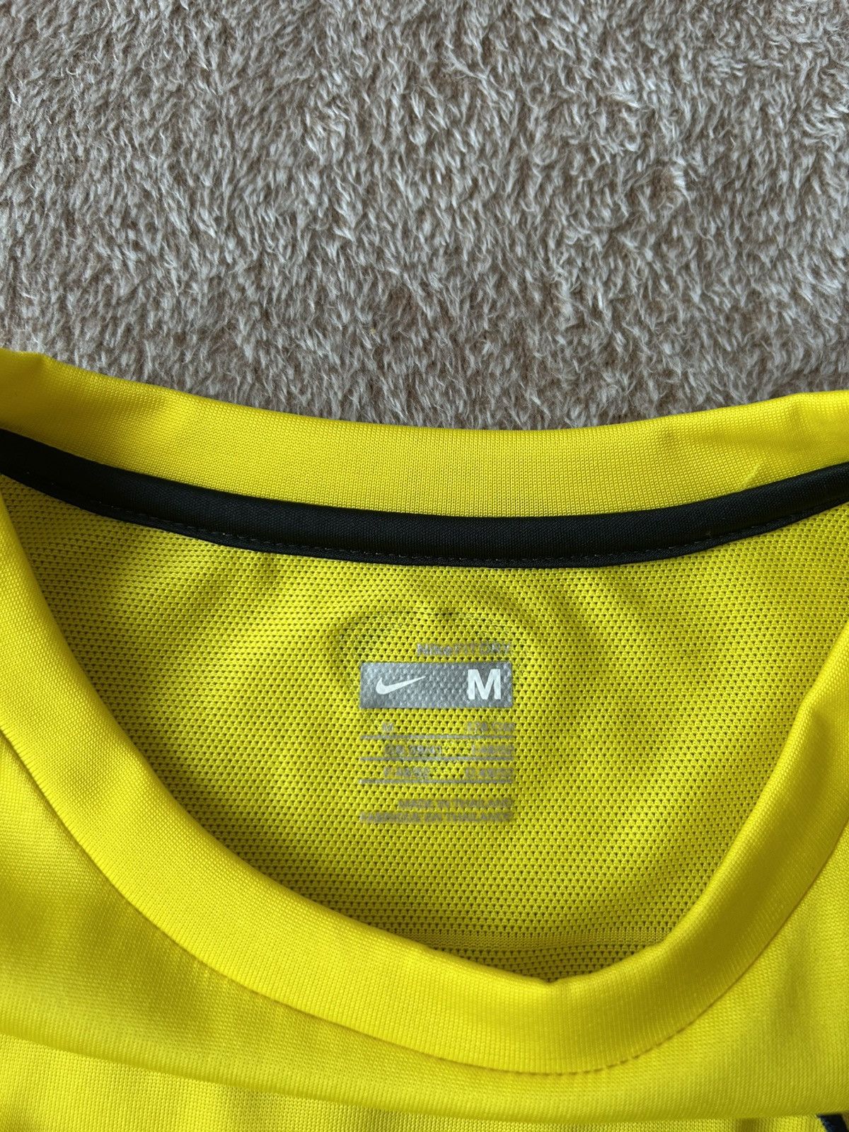 Nike Nike Barcelona original away kit for the 2008/2009 season Size US M / EU 48-50 / 2 - 15 Thumbnail