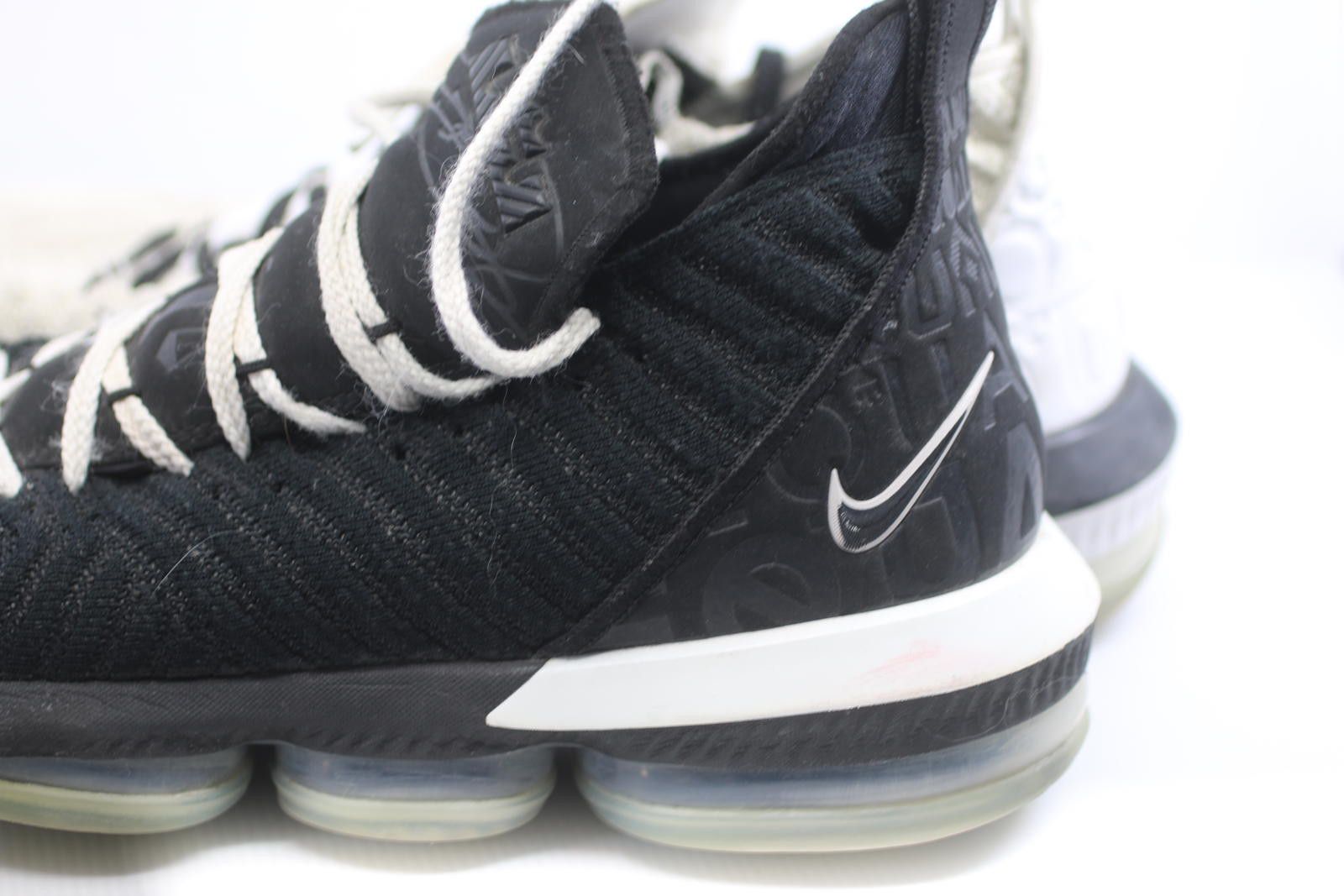 Nike Nike LeBron 16 Equality Black White BQ5969-101 US12 Size US 12 / EU 45 - 5 Thumbnail
