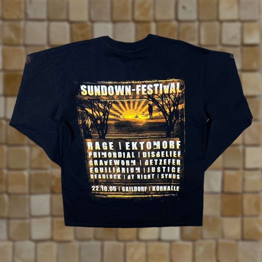 Fruit Of The Loom Sundown Festival Heavy Metal Band Festival Long Sleeve T-Shirt Black Large Shirt Men L Black Graphic logo Front Sleeve Back 90s Decode Size US L / EU 52-54 / 3 - 1 Thumbnail