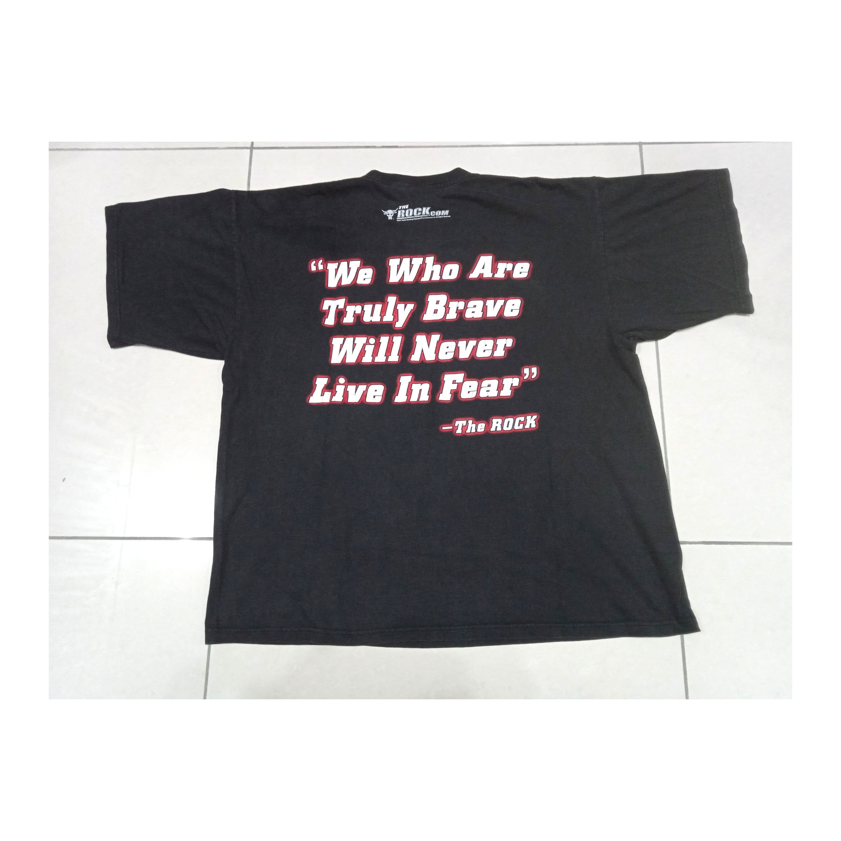 Vintage Vintage 2001 WWF The Rock Just Bring It T Shirt Size US XL / EU 56 / 4 - 2 Thumbnail