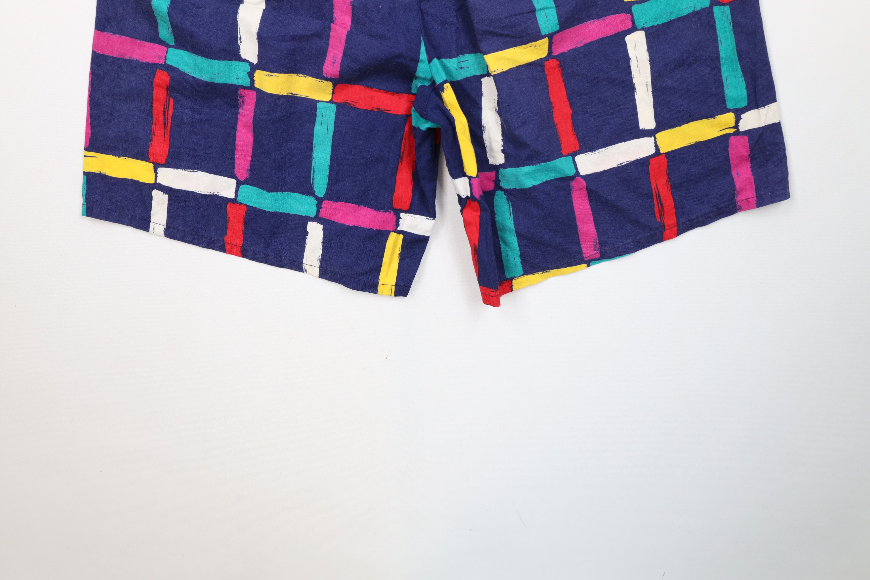 Vintage Vintage 80s 90s Le Tigre Rainbow Checkered Beach Shorts USA Size US 34 / EU 50 - 12 Thumbnail
