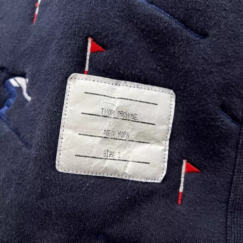 Thom Browne Thom Browne size2 The character flag is embroidered on the Size US M / EU 48-50 / 2 - 5 Thumbnail