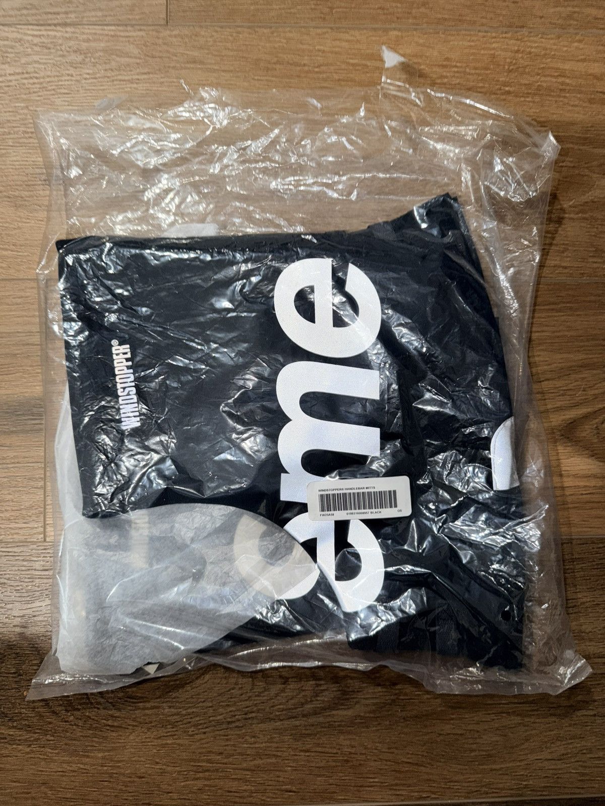 Supreme Supreme WINDSTOPPER Handlebar MittsBlack Size ONE SIZE - 2 Thumbnail