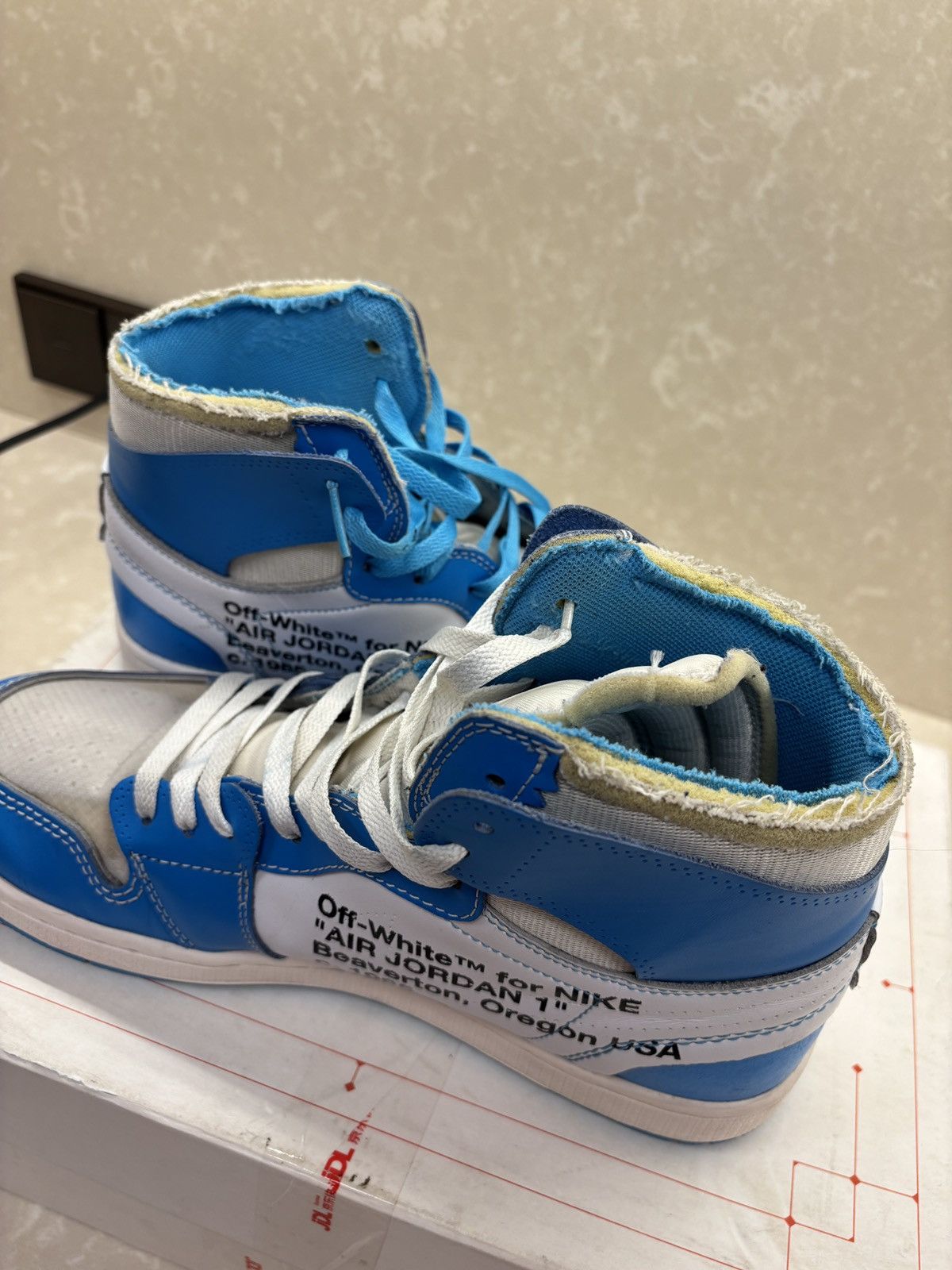 Nike × Off-White Off white unc jordan 1 Size US 11.5 / EU 44-45 - 8 Thumbnail