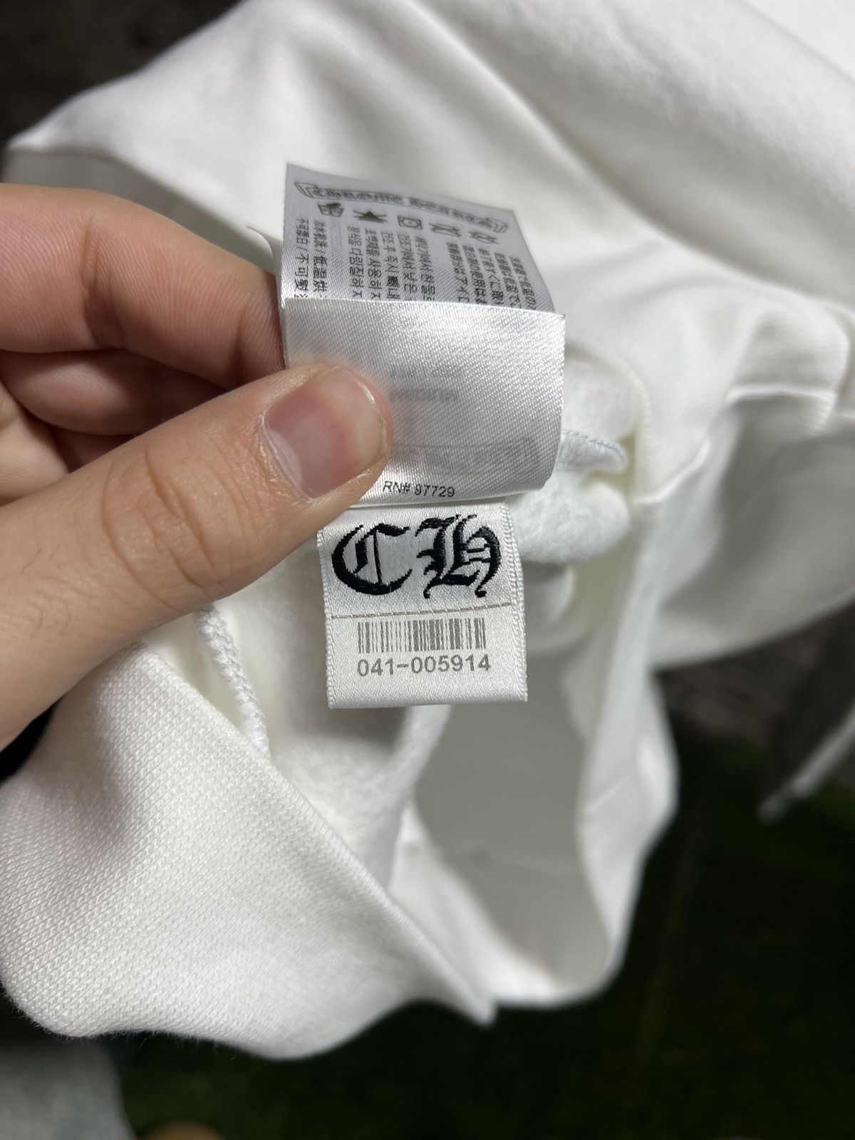 Chrome Hearts Chrome Hearts Neck Script White Crewneck Size US M / EU 48-50 / 2 - 9 Thumbnail