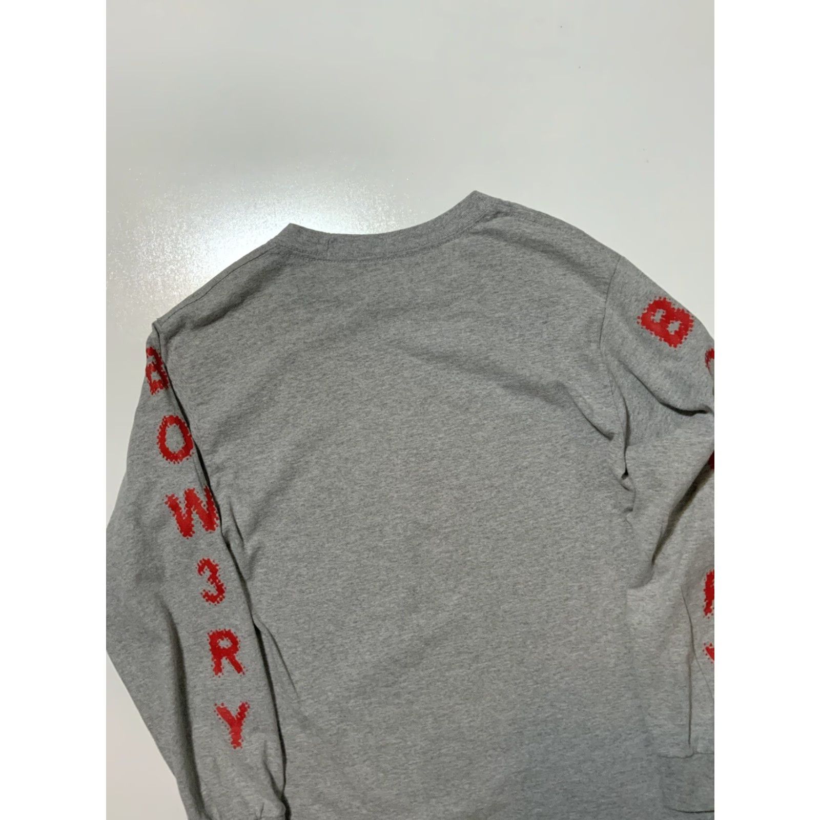 Vintage Bow3ry Broken Emotions Vessel For The Dead Debt Paid In Full Graphic L/S T-Shirt Men Small Gray Bow L/S Graphic Shirt Size US S / EU 44-46 / 1 - 4 Thumbnail