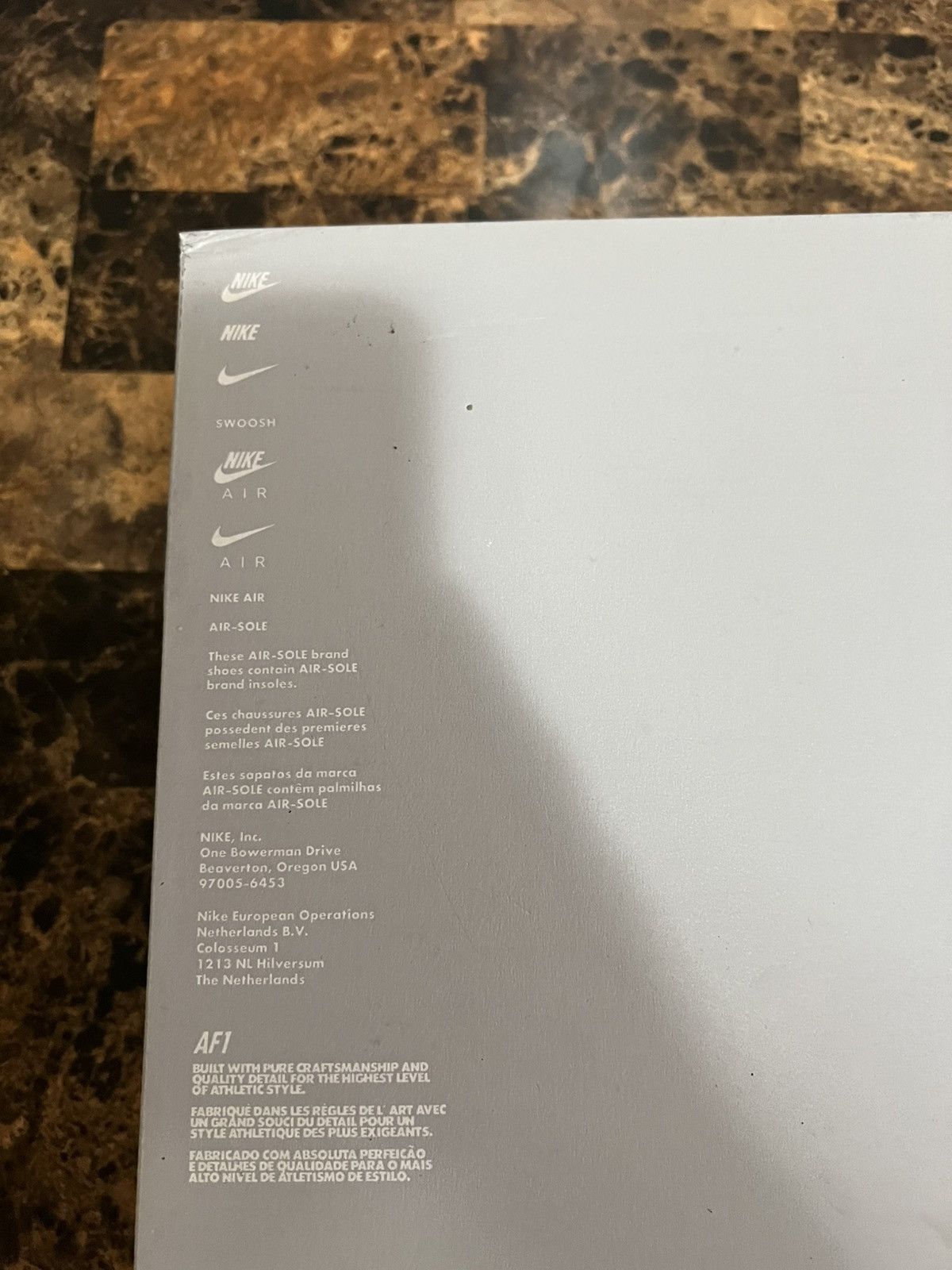 Nike Size 6.5 GS - Nike Air Force 1 LE Low Triple White Pre-Owned Size US 6.5 / EU 39-40 - 10 Thumbnail