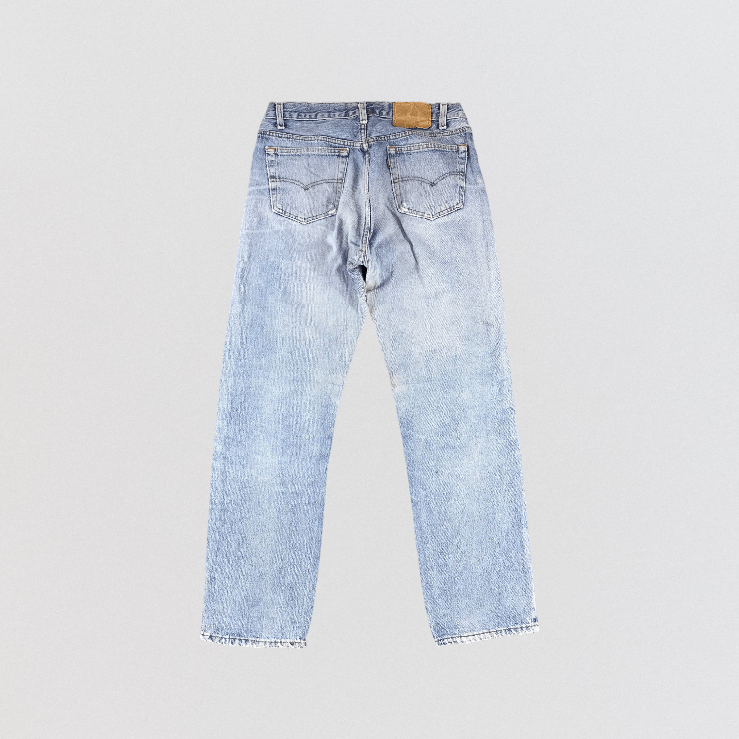 Levi's × Vintage Vintage 90s Light Wash Levis 501 Jeans-JM864 Size US 31 - 2 Thumbnail